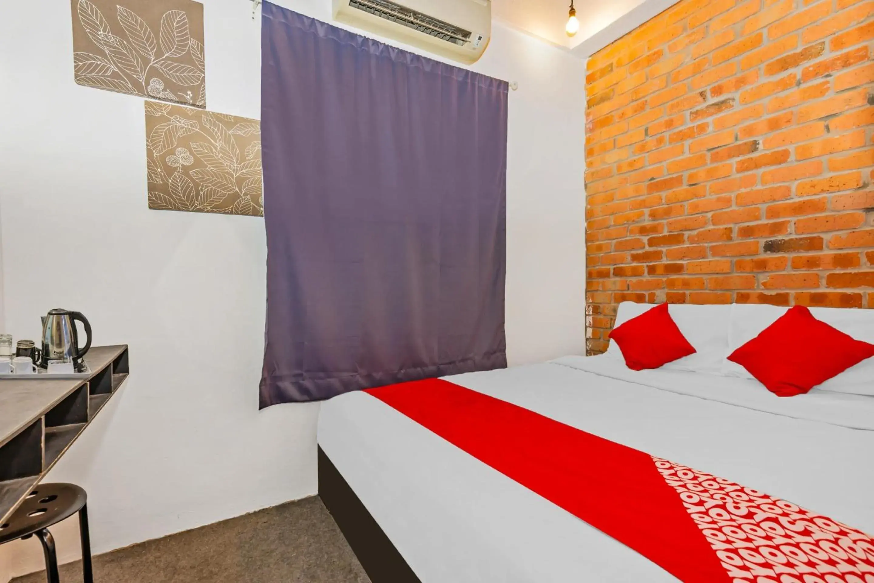 Deluxe Double Room in Hotel O Zzz Hotel Deluxe Double Room in Hotel O Zzz Hotel