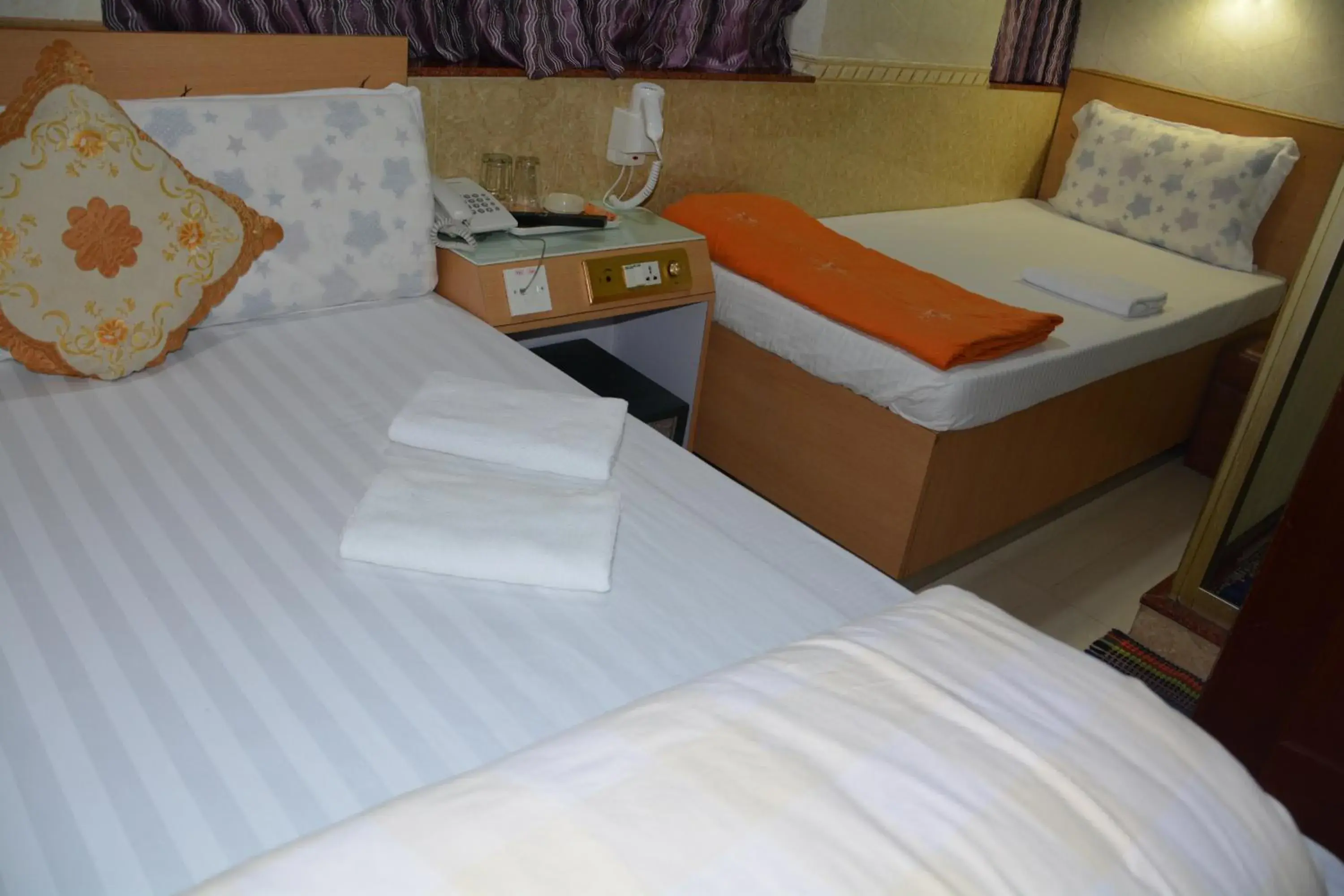 Comfort Triple Room with Shower in Everest Hostel Comfort Triple Room with Shower in Everest Hostel