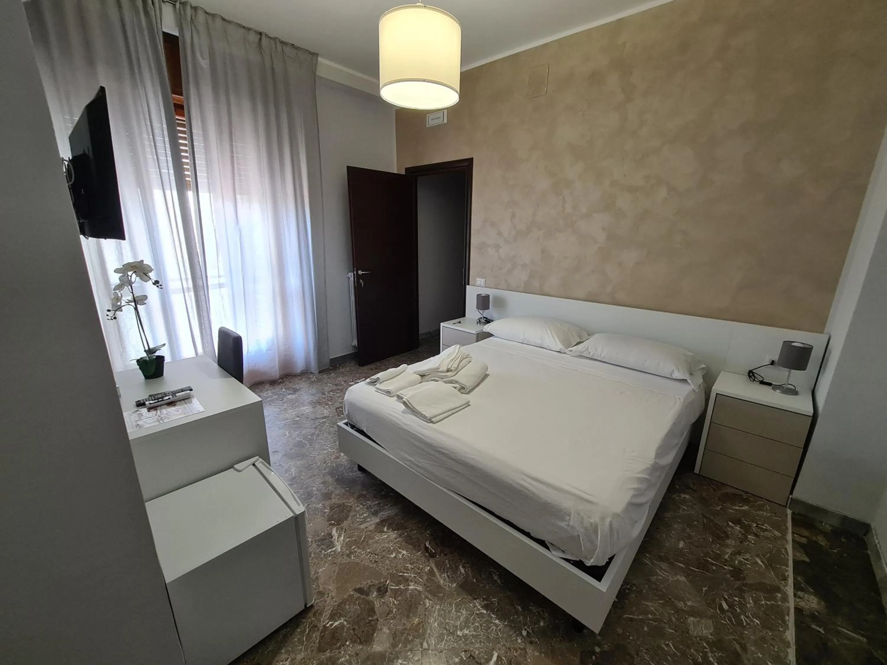 Bed in B&B dei Rota Affittacamere Mercato San Severino Salerno