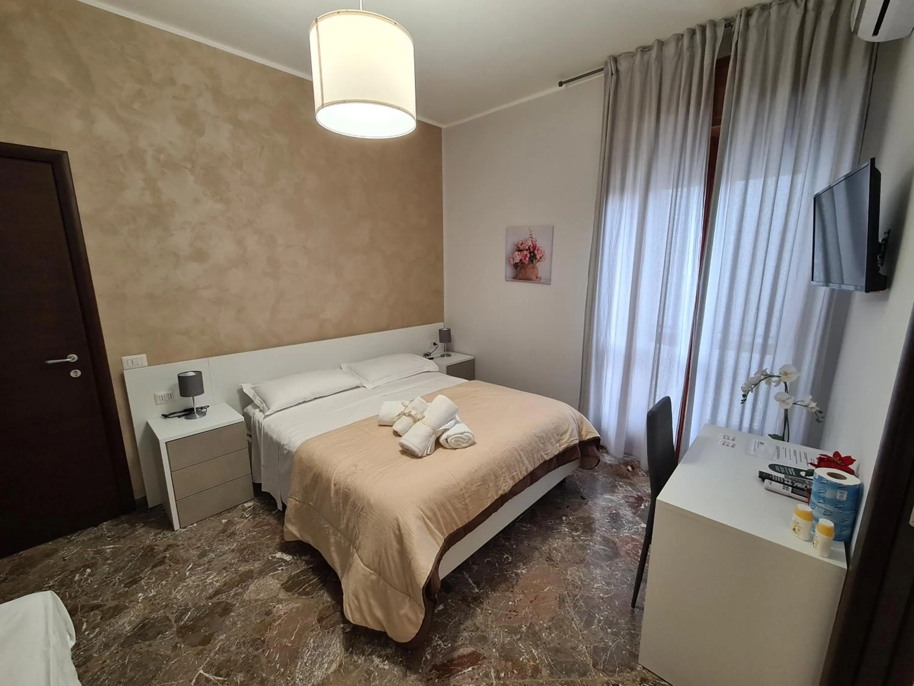 Bed in B&B dei Rota Affittacamere Mercato San Severino Salerno