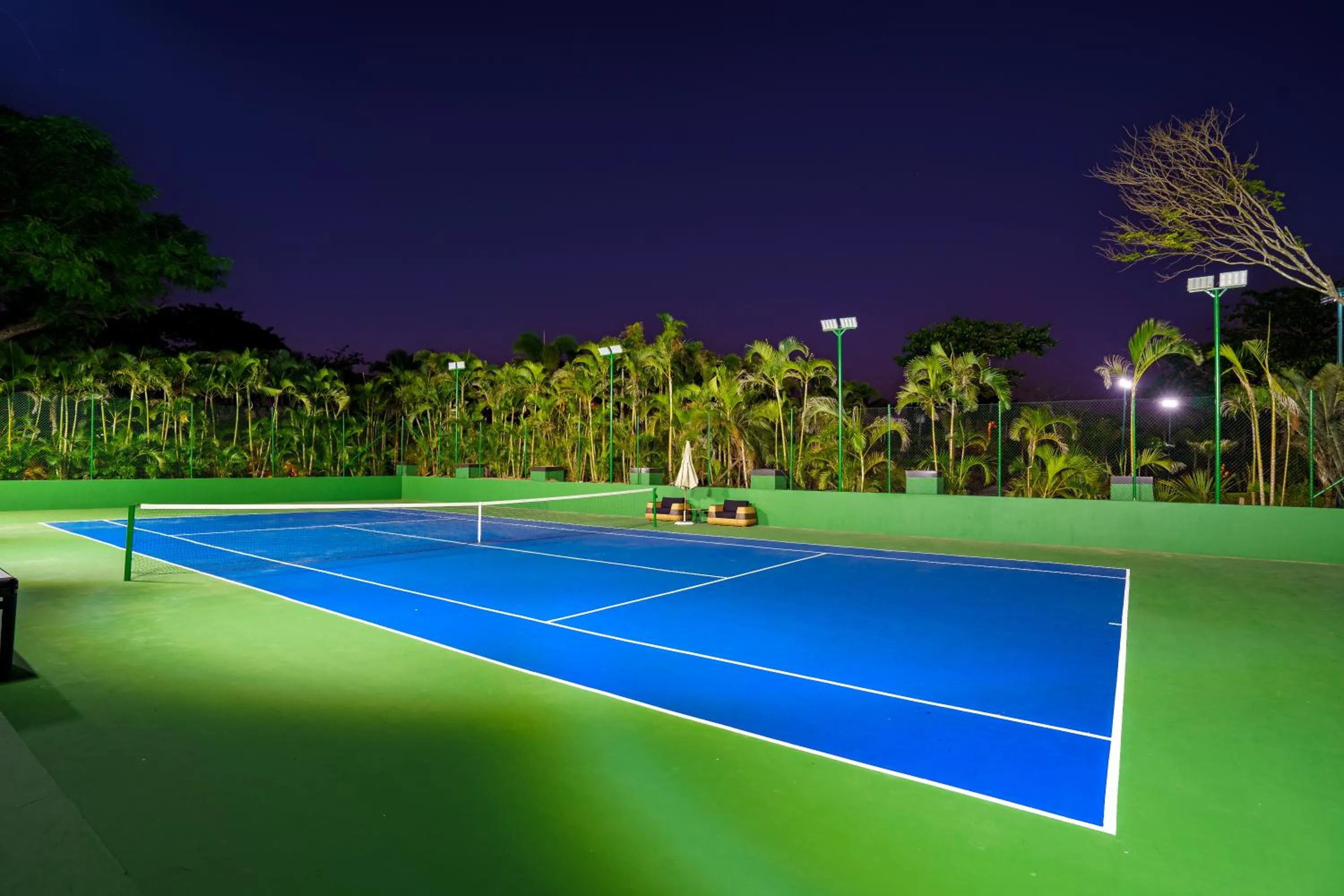 Tennis court in A Concept Hotel & Spa