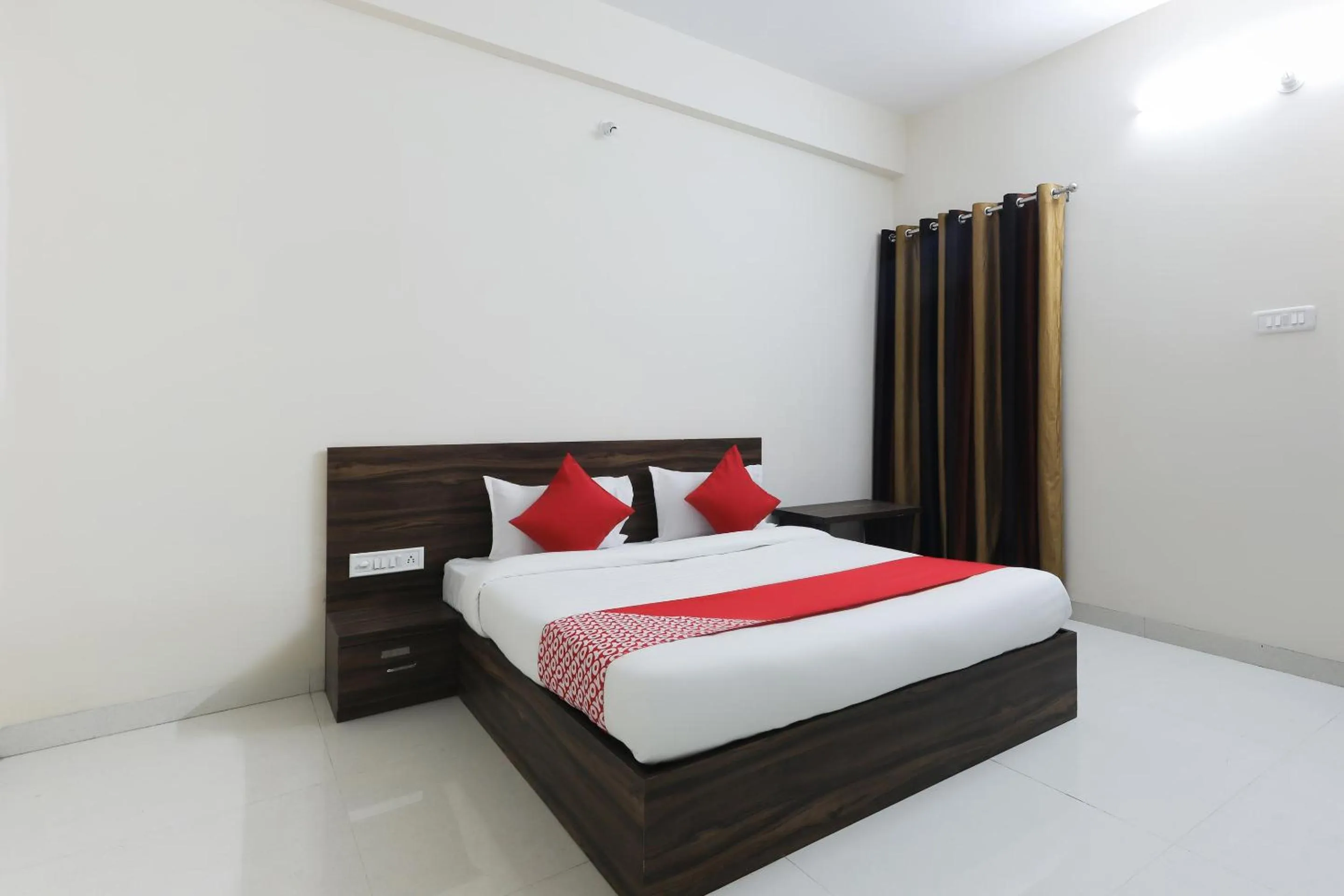 Bedroom, Bed in Hotel O La Flora