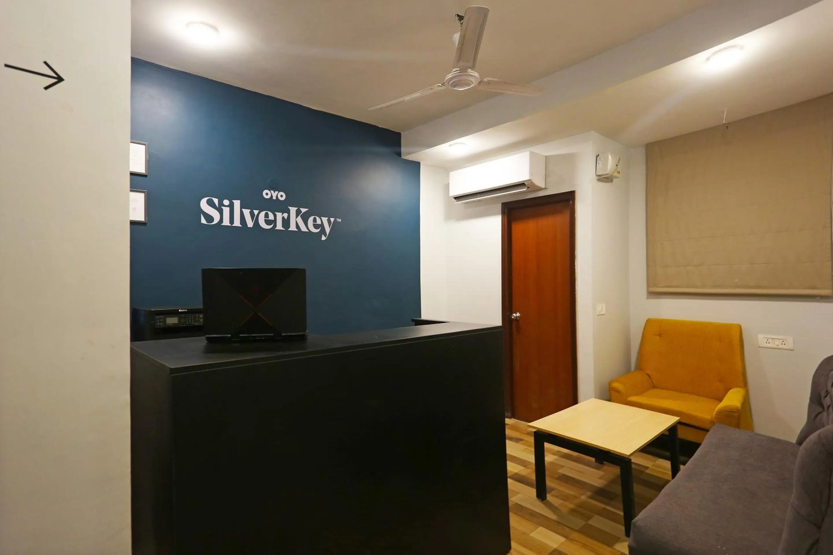 Lobby or reception in Super HOTEL SILVERKEY NEAR LIC BUILDING MAIN RD KHODA NEXT TO SHYAM OIL