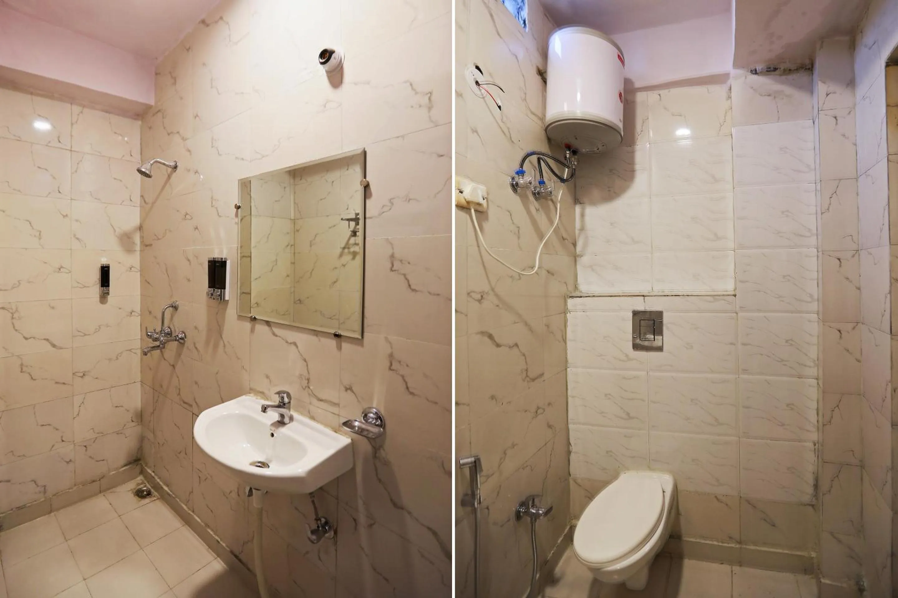 Bathroom in Super HOTEL SILVERKEY NEAR LIC BUILDING MAIN RD KHODA NEXT TO SHYAM OIL