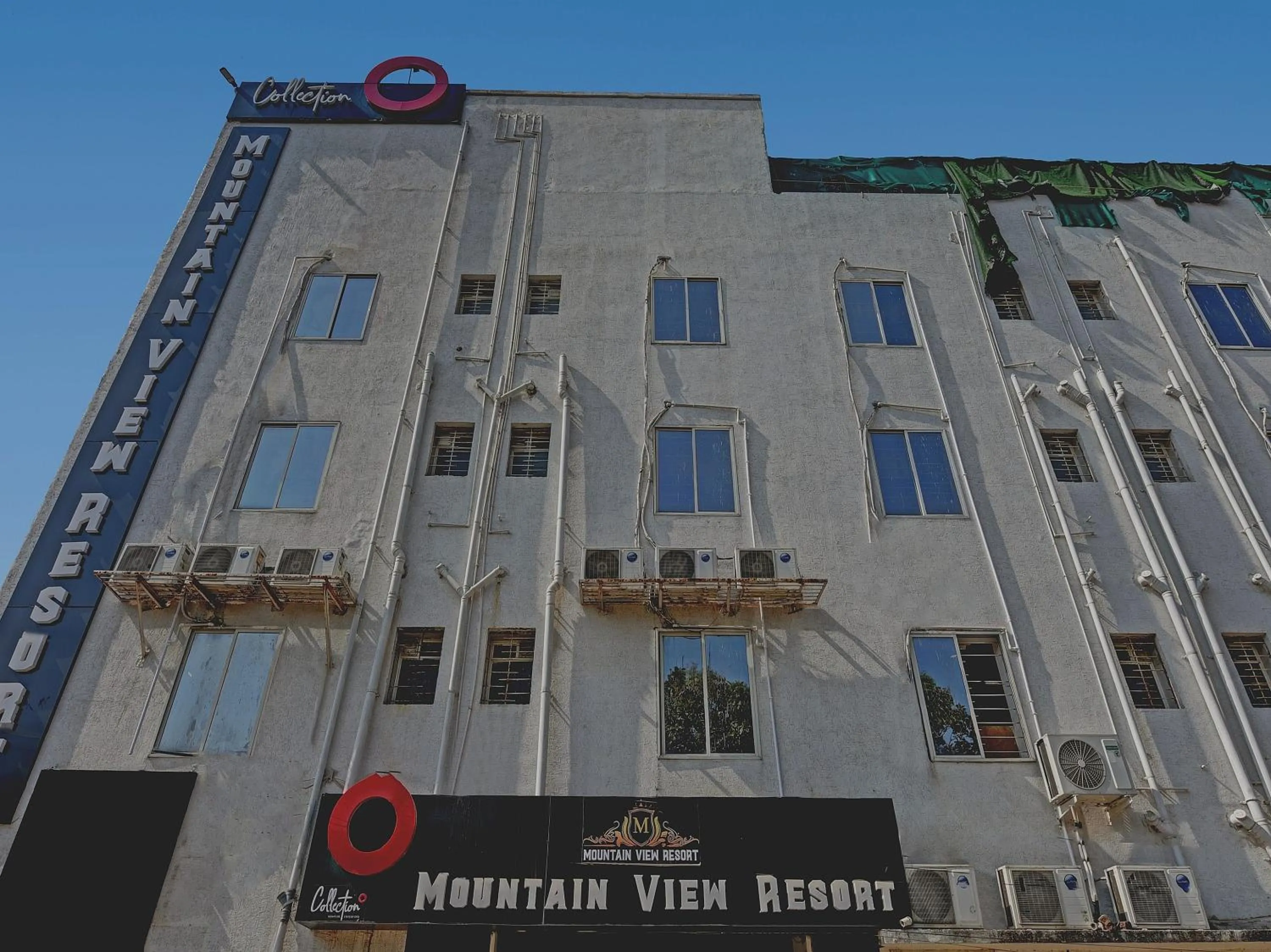 Facade/entrance in Super Collection O Mountain View Resort