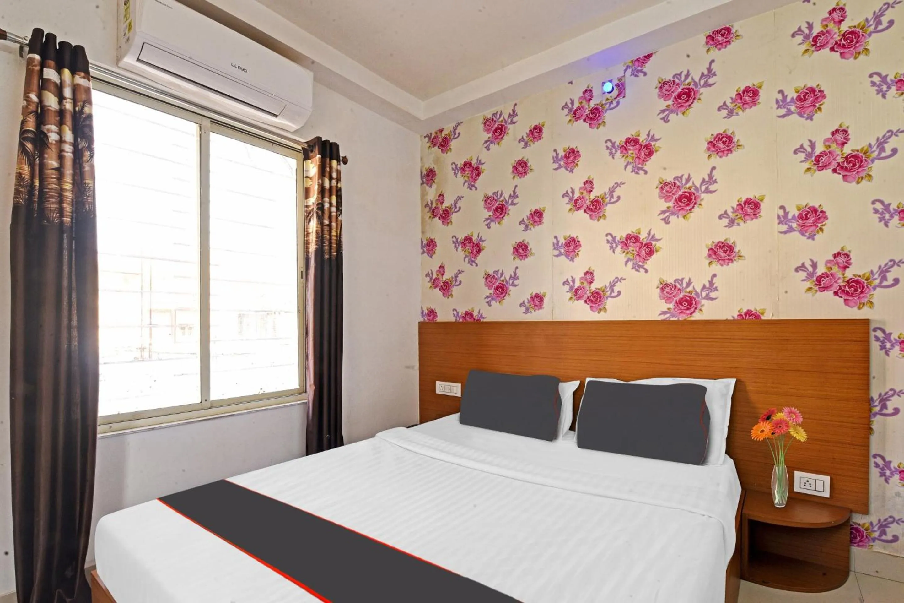 Bedroom, Bed in Super Collection O Mountain View Resort