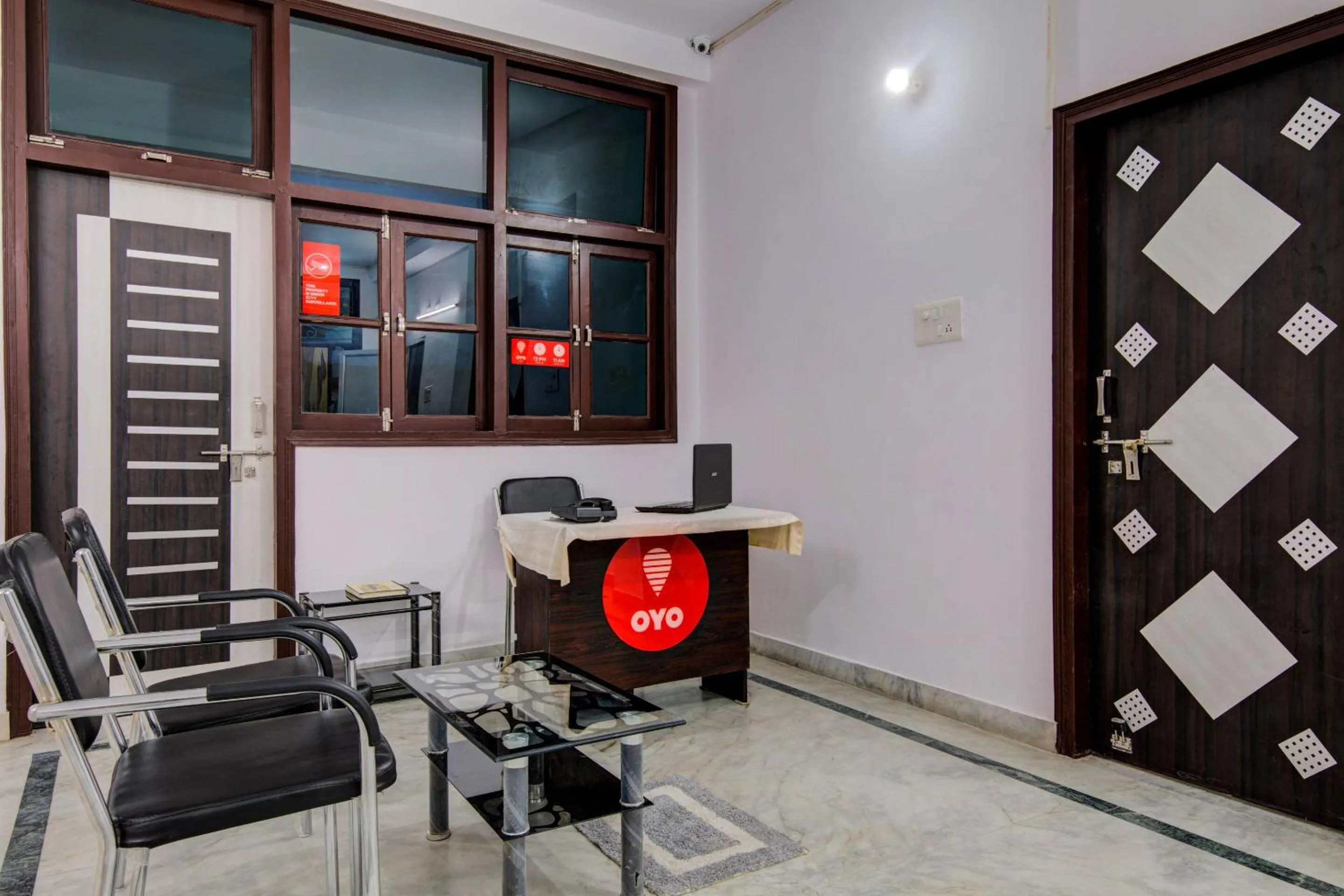 Super Hotel O Rajbanshi Nagar