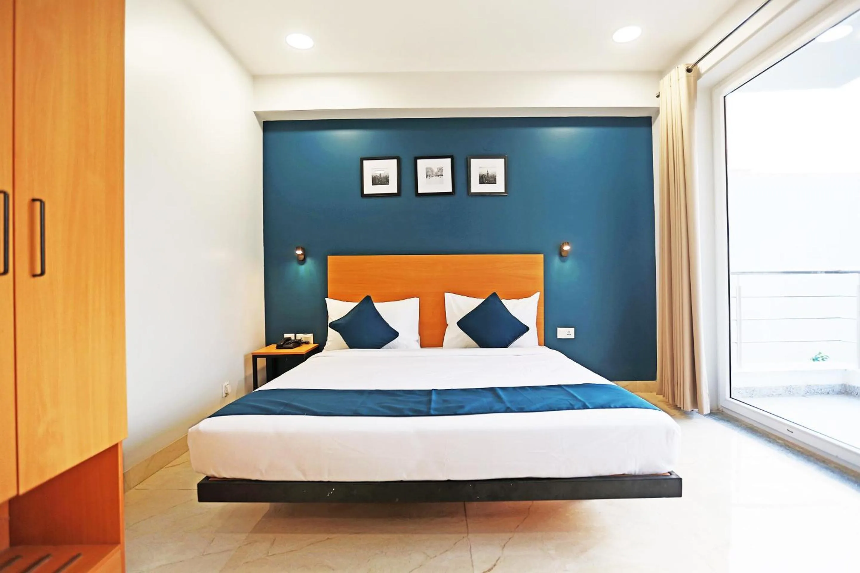 Bedroom in Hotel O Moody Moon Blue