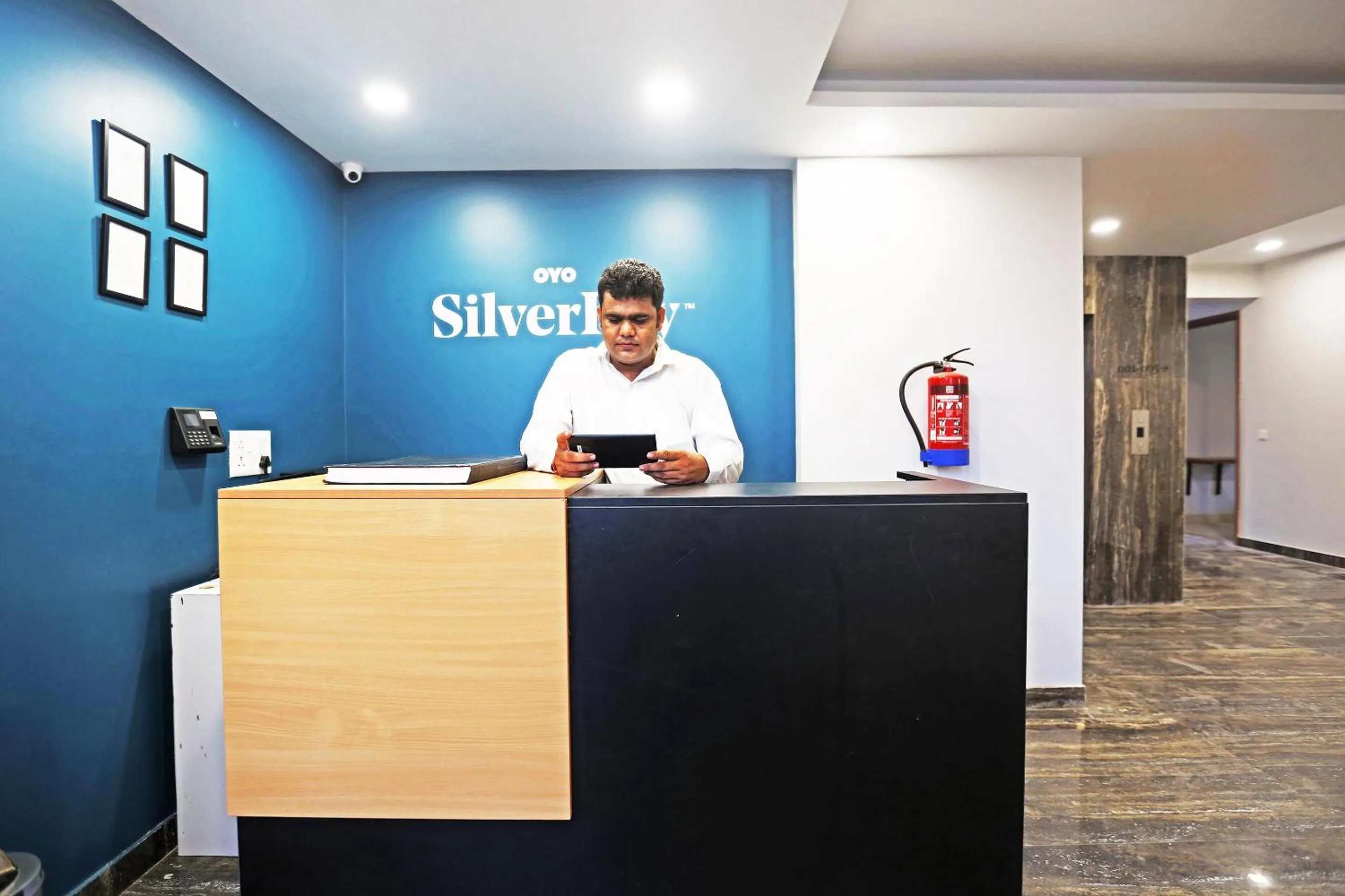 Lobby or reception in Hotel O Moody Moon Blue