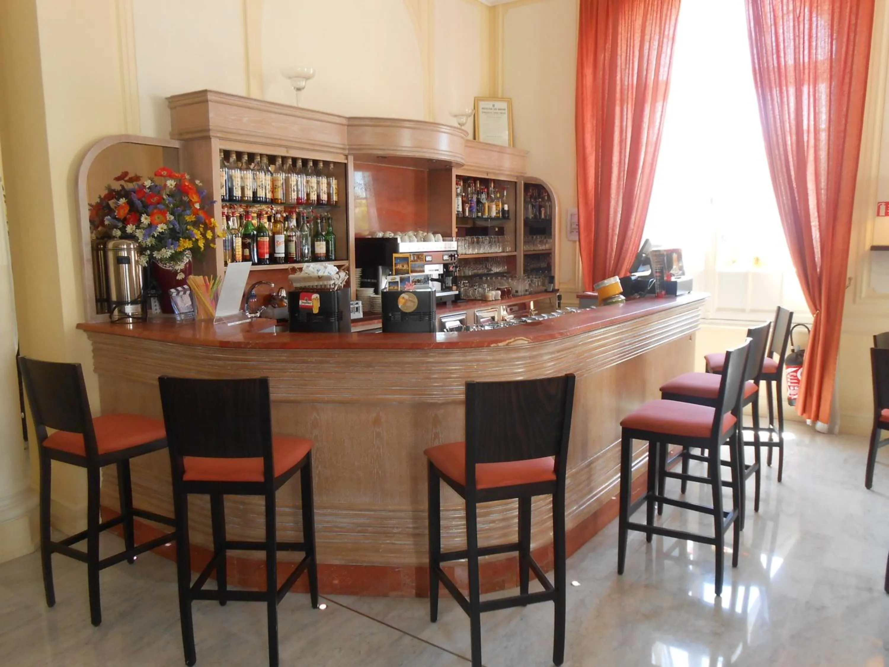 Lounge or bar in Hotel El Paradiso