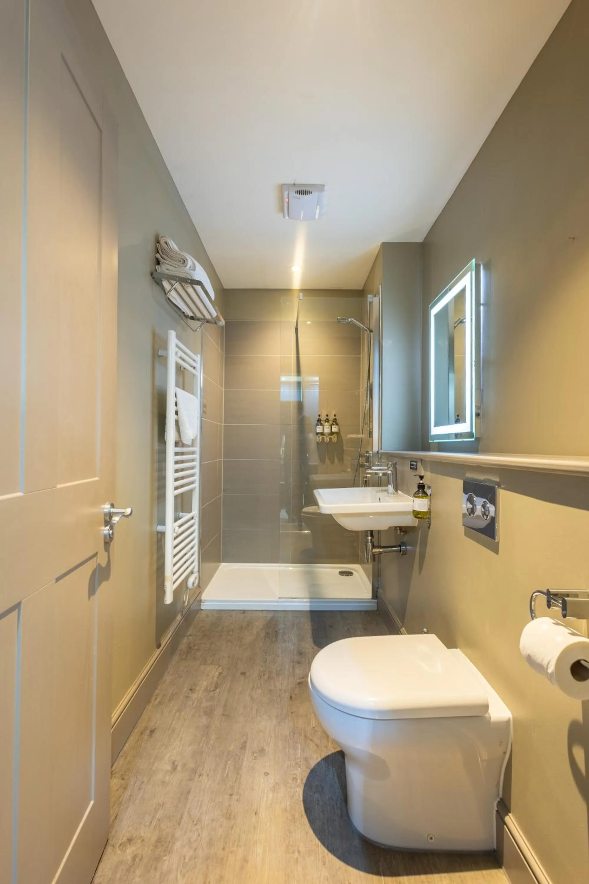 Shower in Plas Weunydd