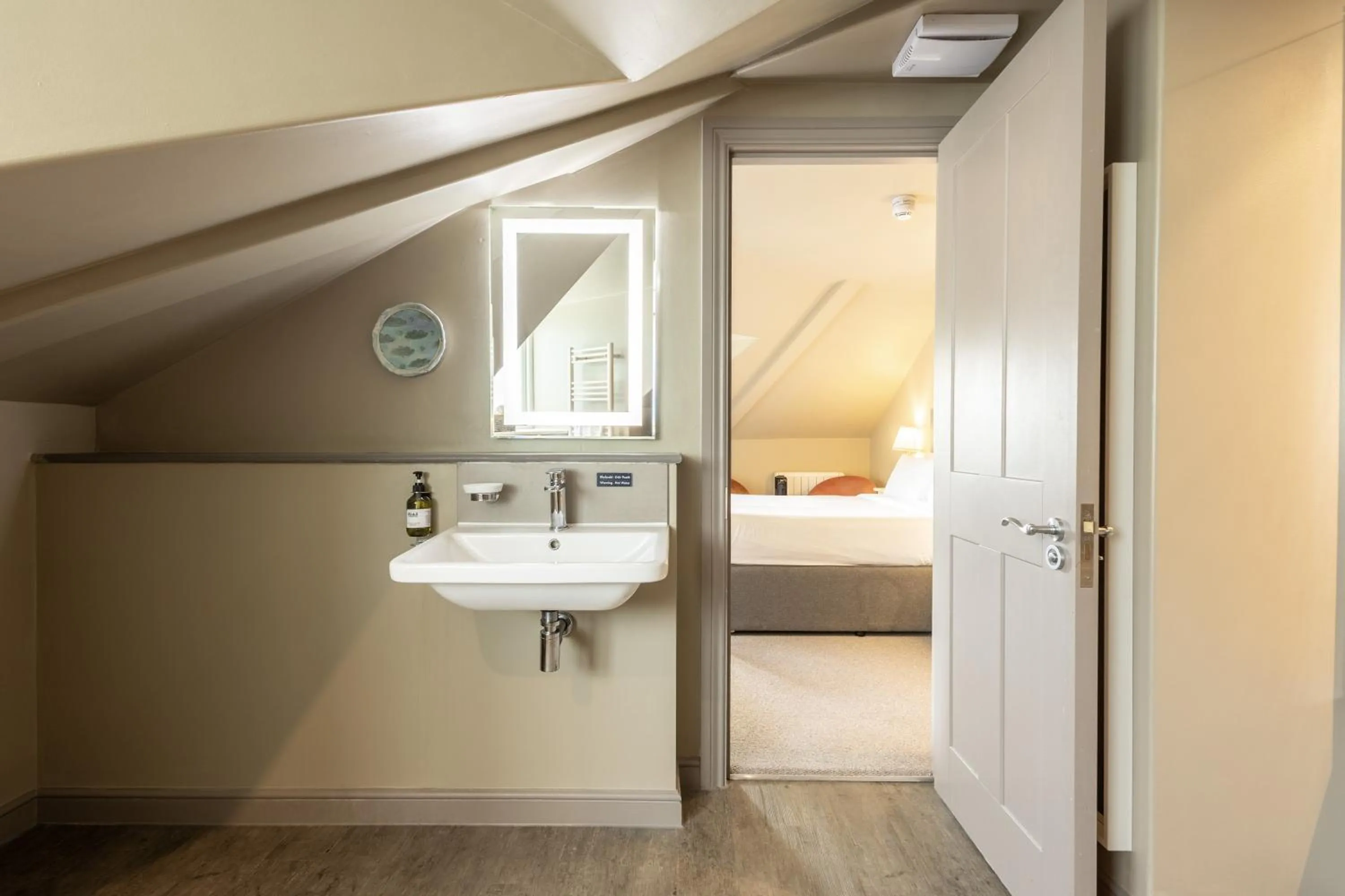 Bathroom in Plas Weunydd