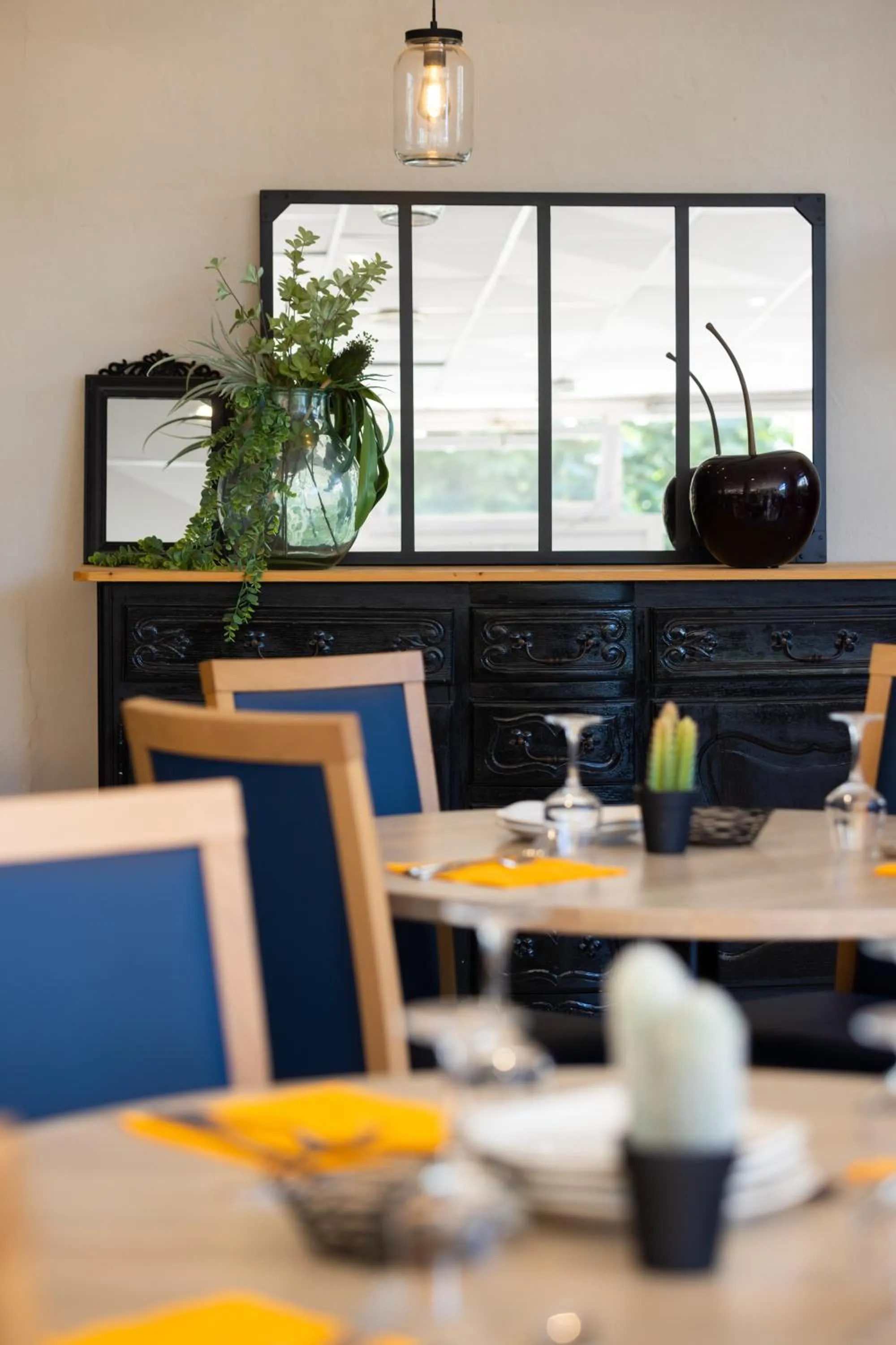 Restaurant/places to eat in Hotel Club Le Capet