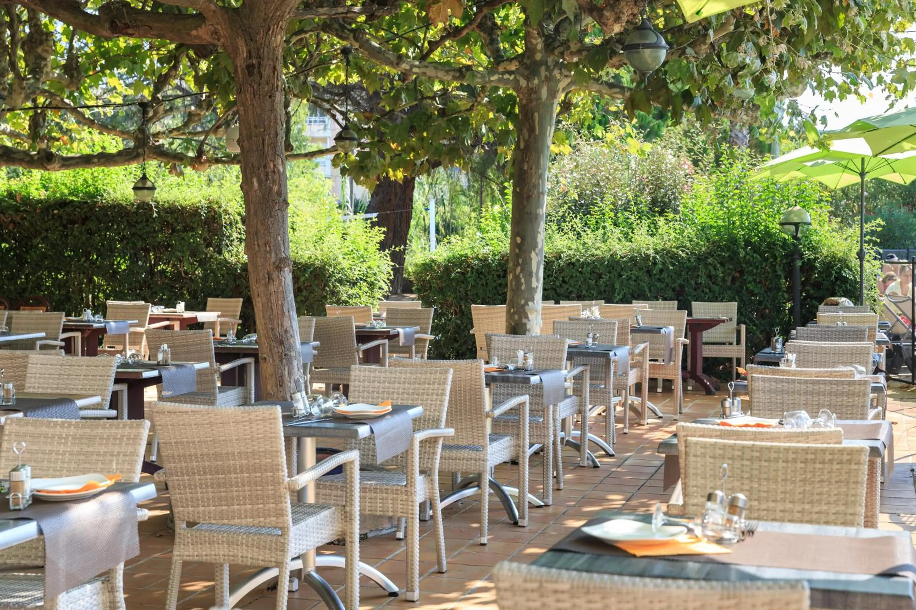 Restaurant/places to eat in Hotel Club Le Capet