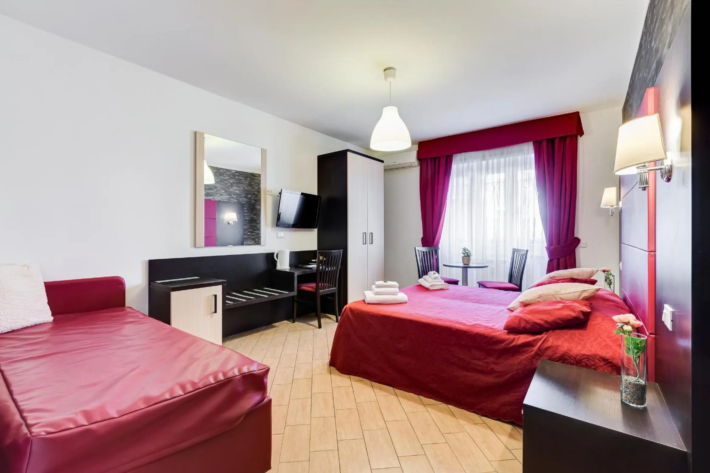 Bed in Dreams Of Rome