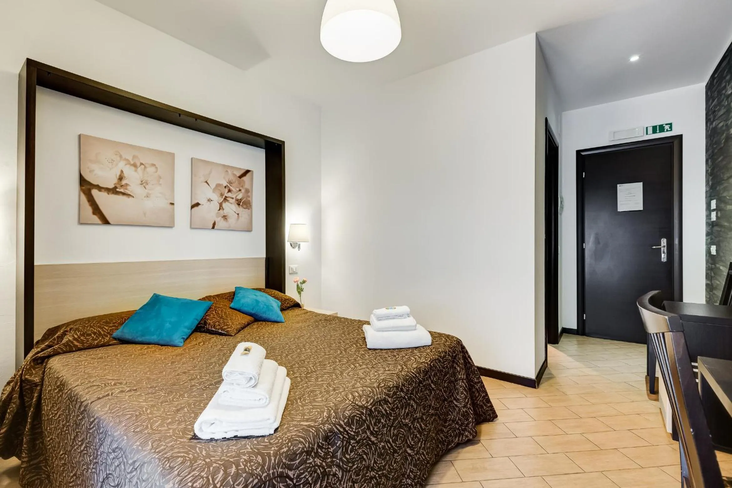 Bed in Dreams Of Rome