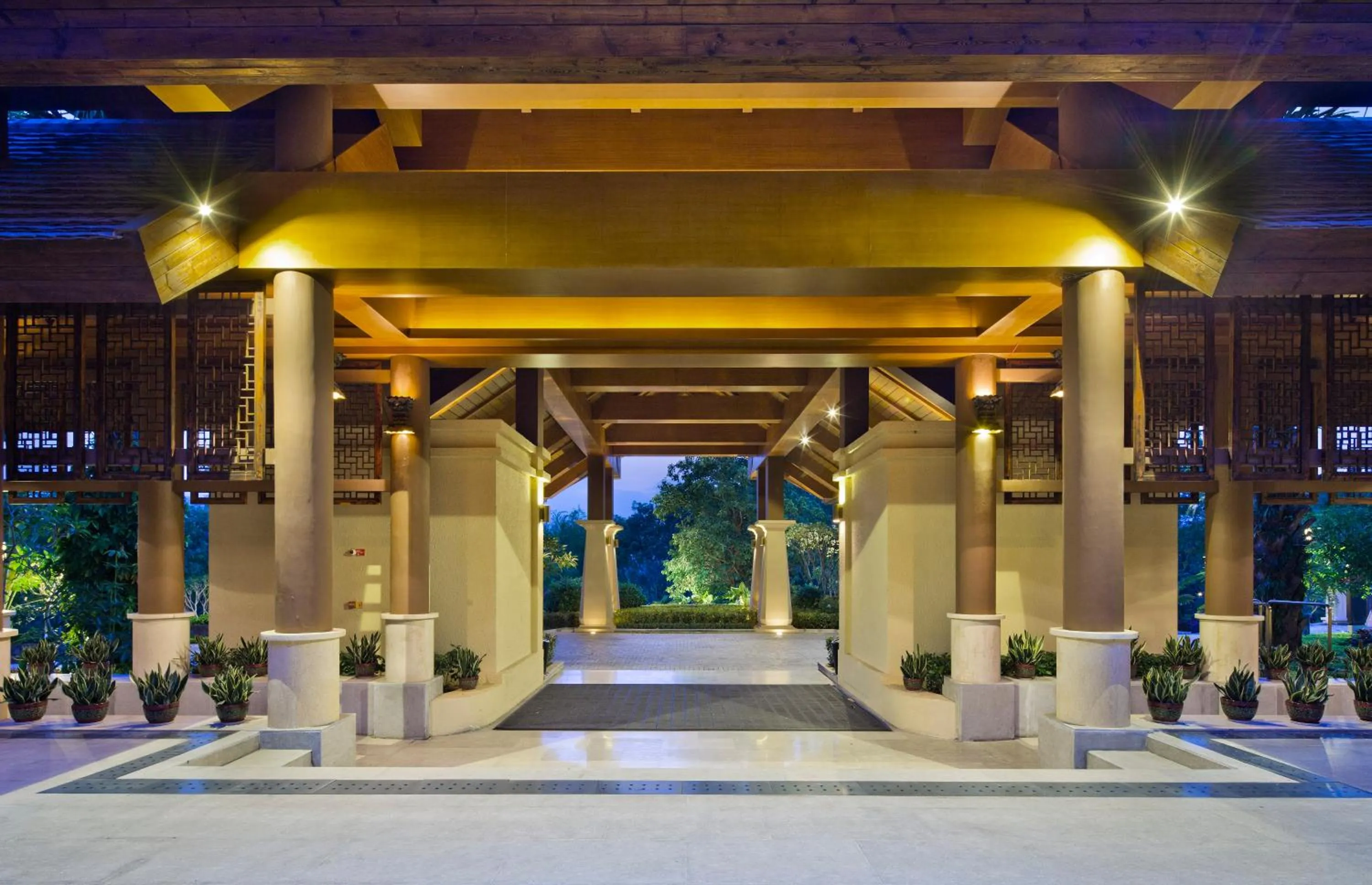 Property building in Anantara Xishuangbanna Resort