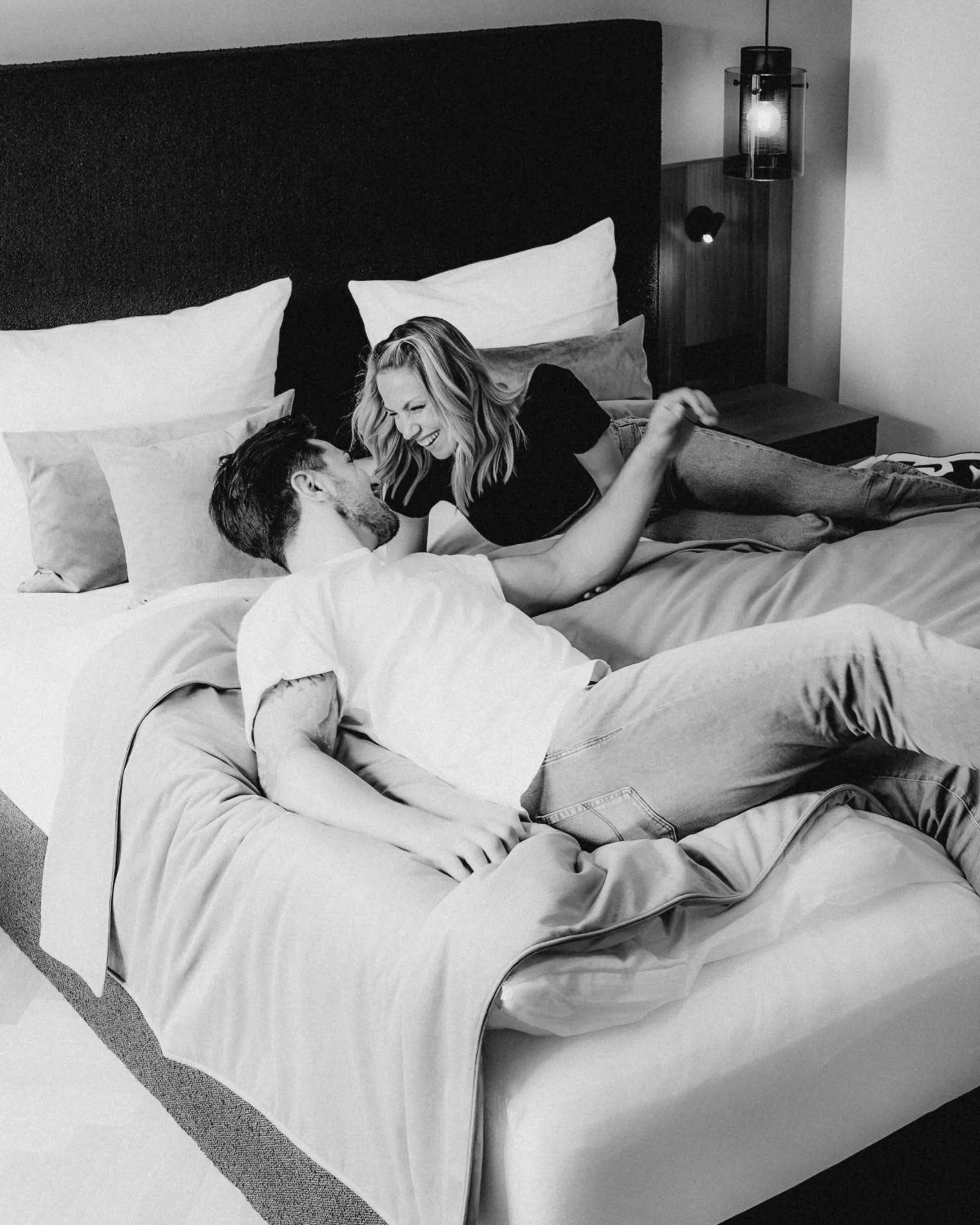 Bedroom, Bed in zumOXN