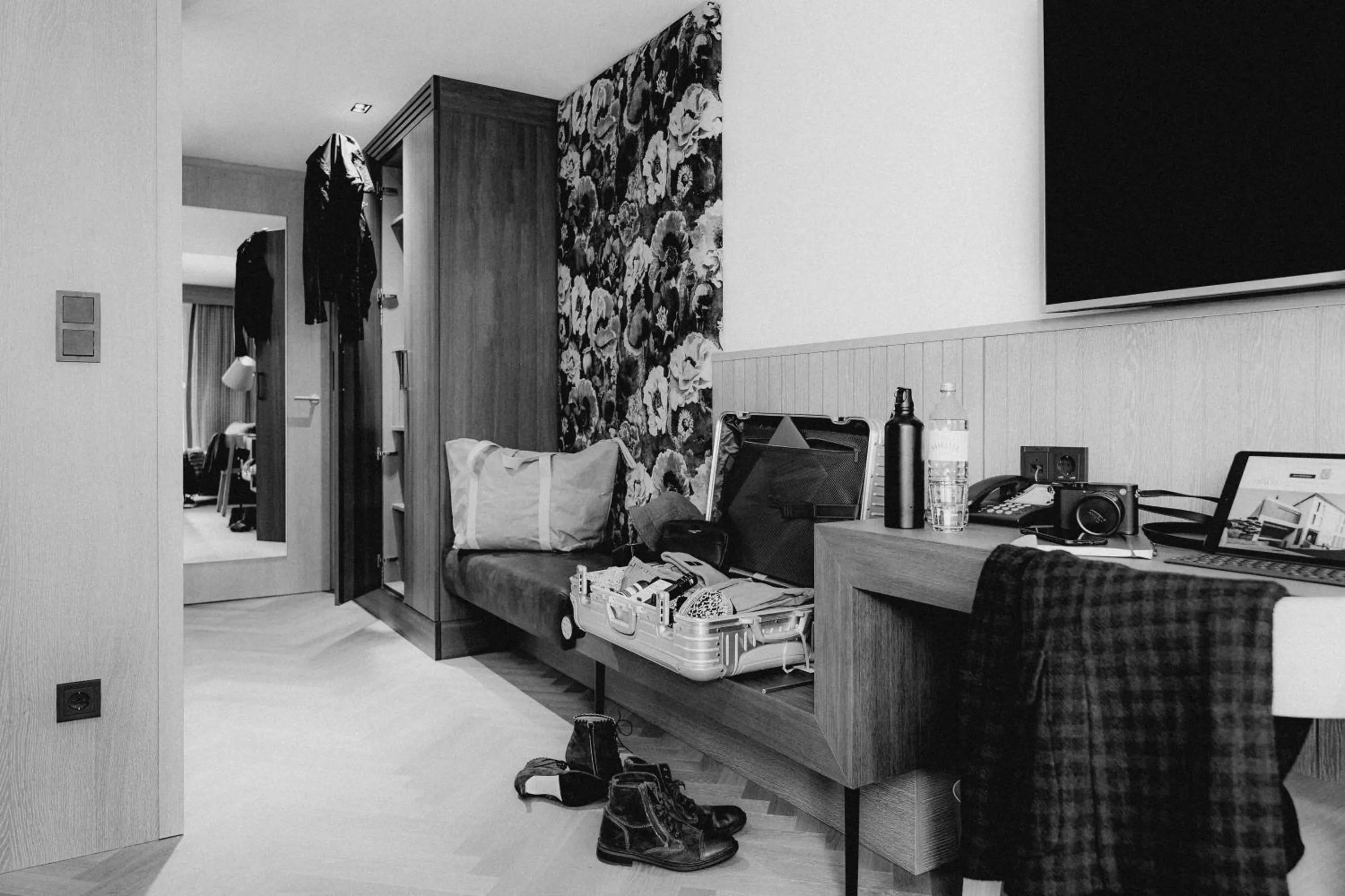 Photo of the whole room, Bed in zumOXN