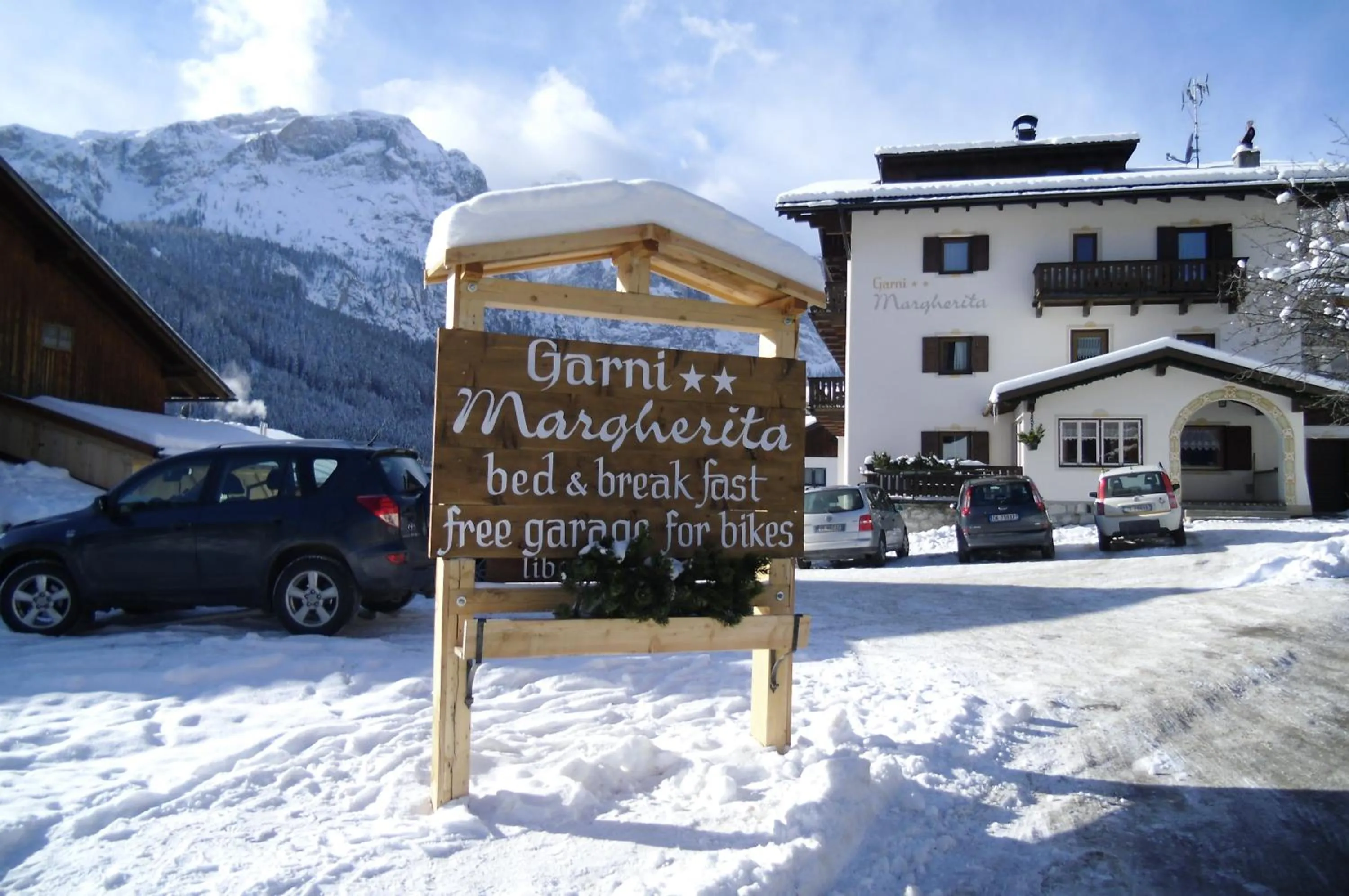 Logo/Certificate/Sign in Garni Margherita