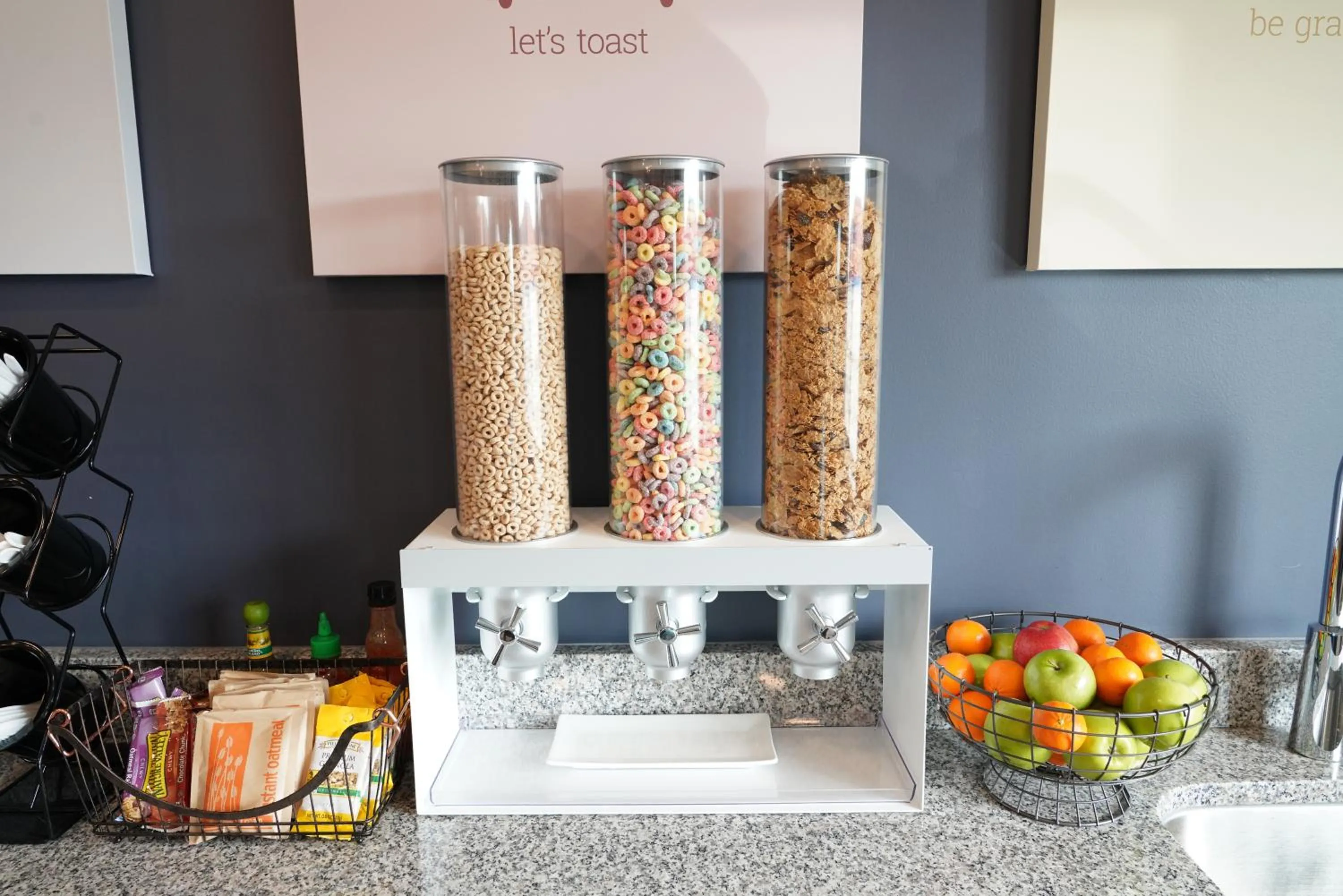 Breakfast in Brookstone Inn & Suites