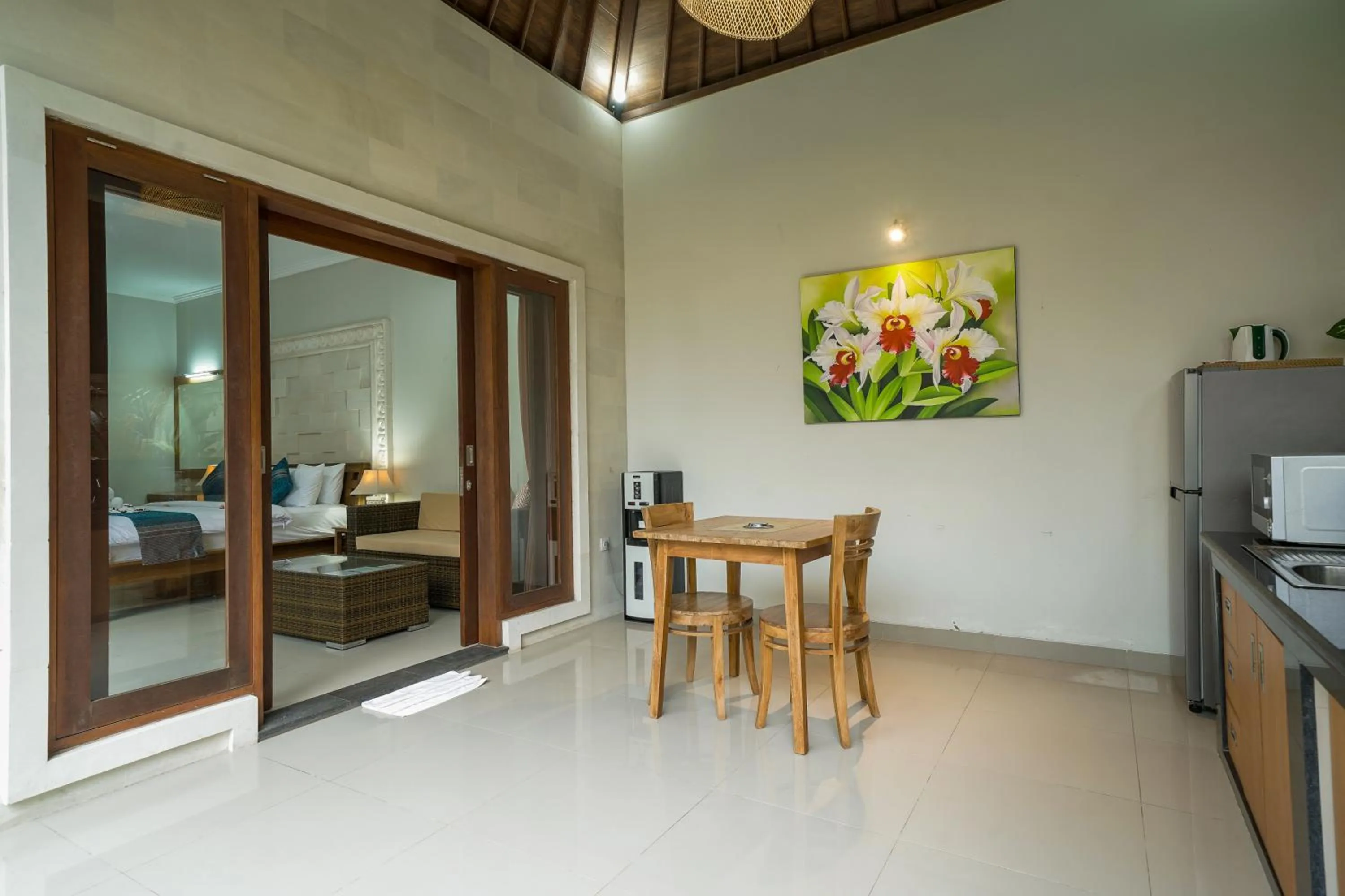 Kitchen or kitchenette in Three Brothers Bali Legian Bungalows & Villas