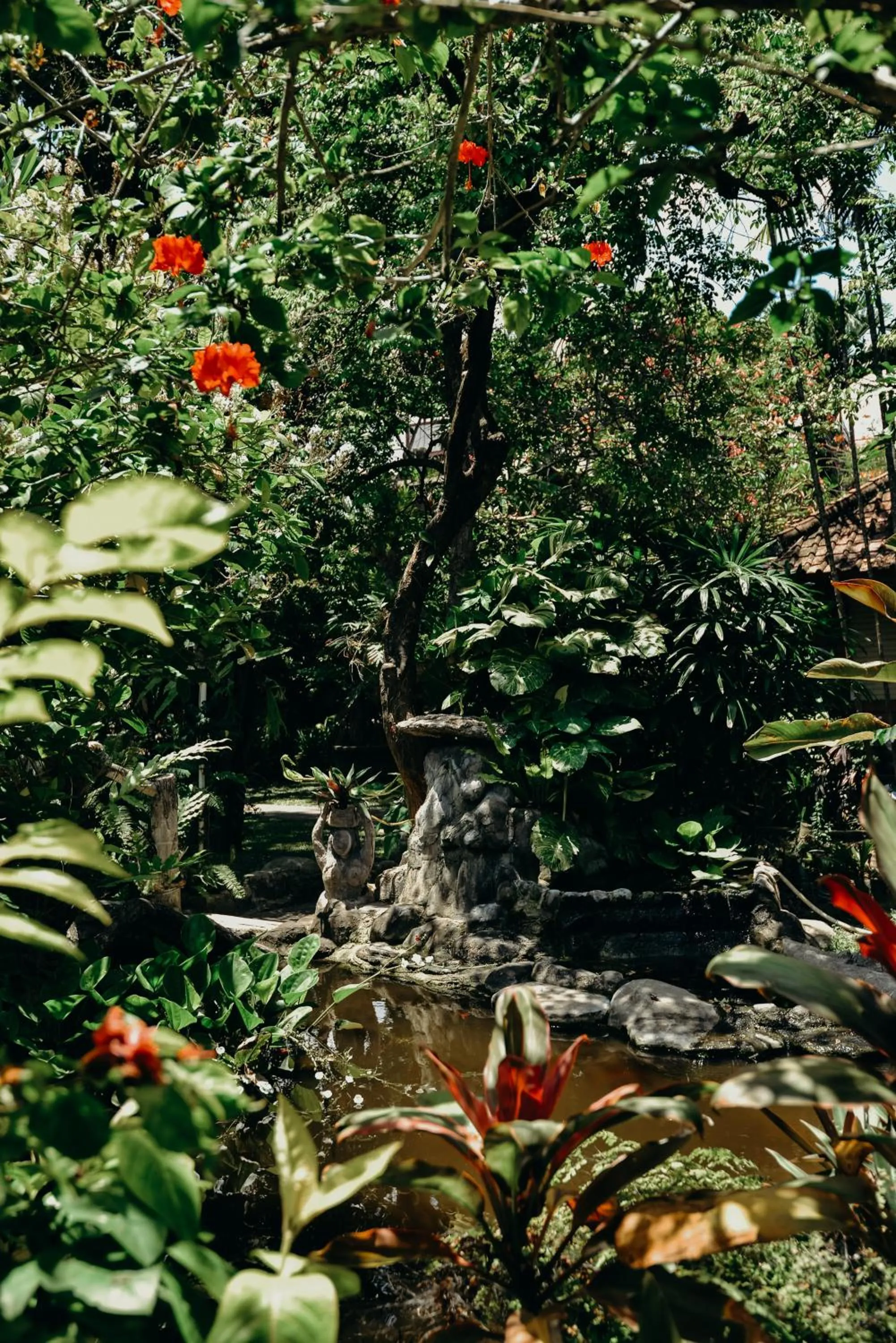 Garden in Three Brothers Bali Legian Bungalows & Villas
