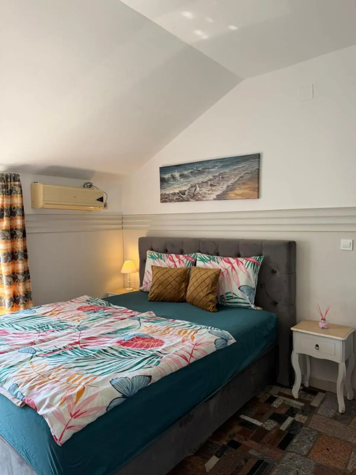 Studio Apartment with Balcony and Sea View in Apartmani Tamara Studio Apartment with Balcony and Sea View in Apartmani Tamara