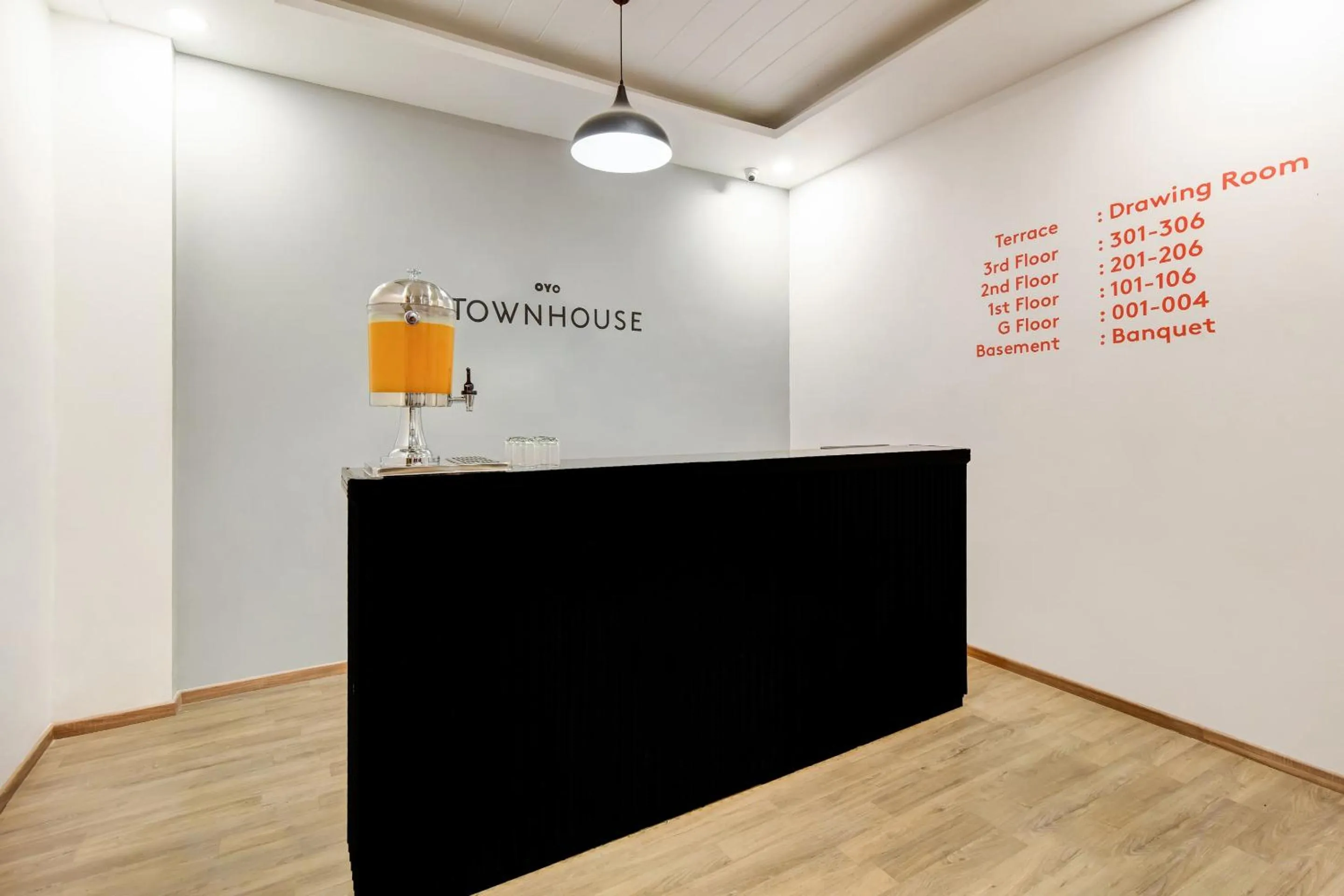 Lobby or reception in Townhouse Jaipur Airport