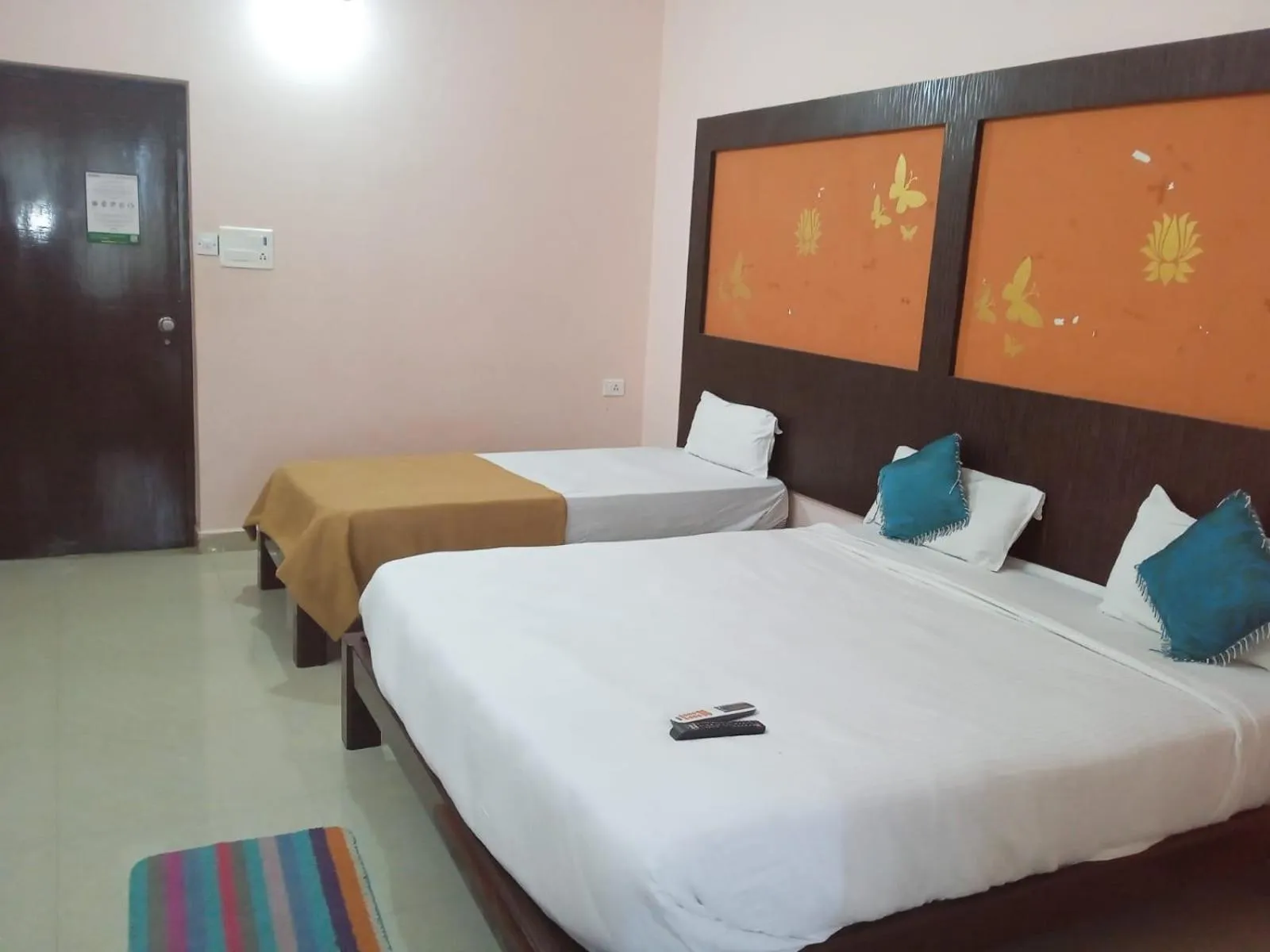 Bed in GRAND JP INN Near 2 km from Gundlupet bus stand