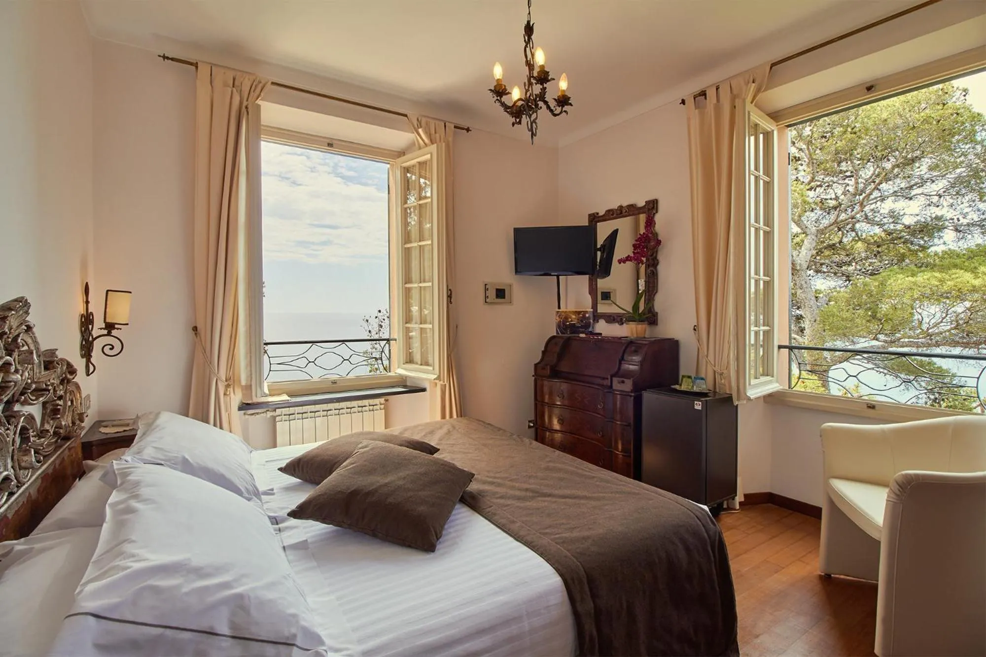 Hotel Punta Est