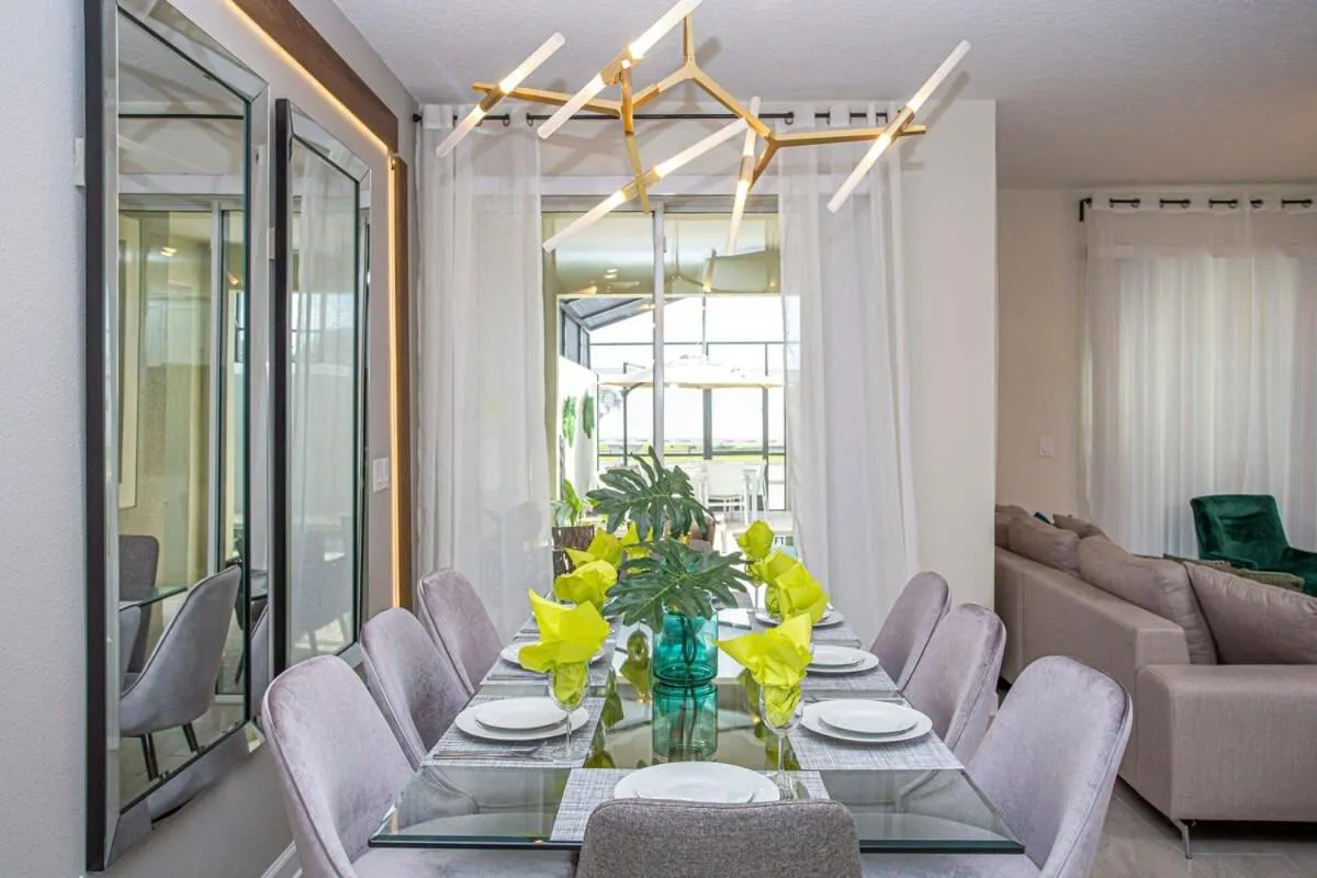 Gorgeous 4 Bedroom w/ Pool Close to Disney 4836