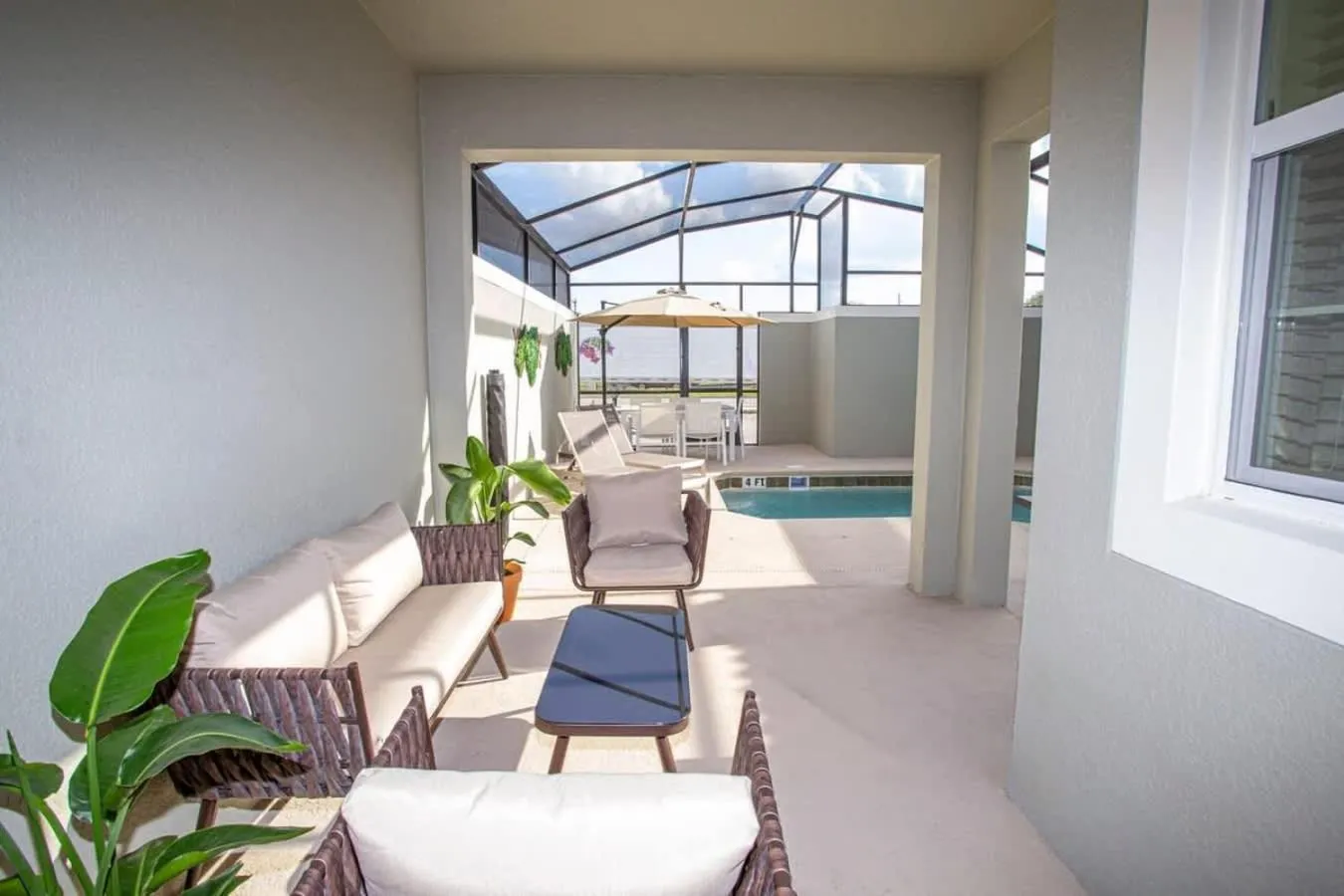 Gorgeous 4 Bedroom w/ Pool Close to Disney 4836