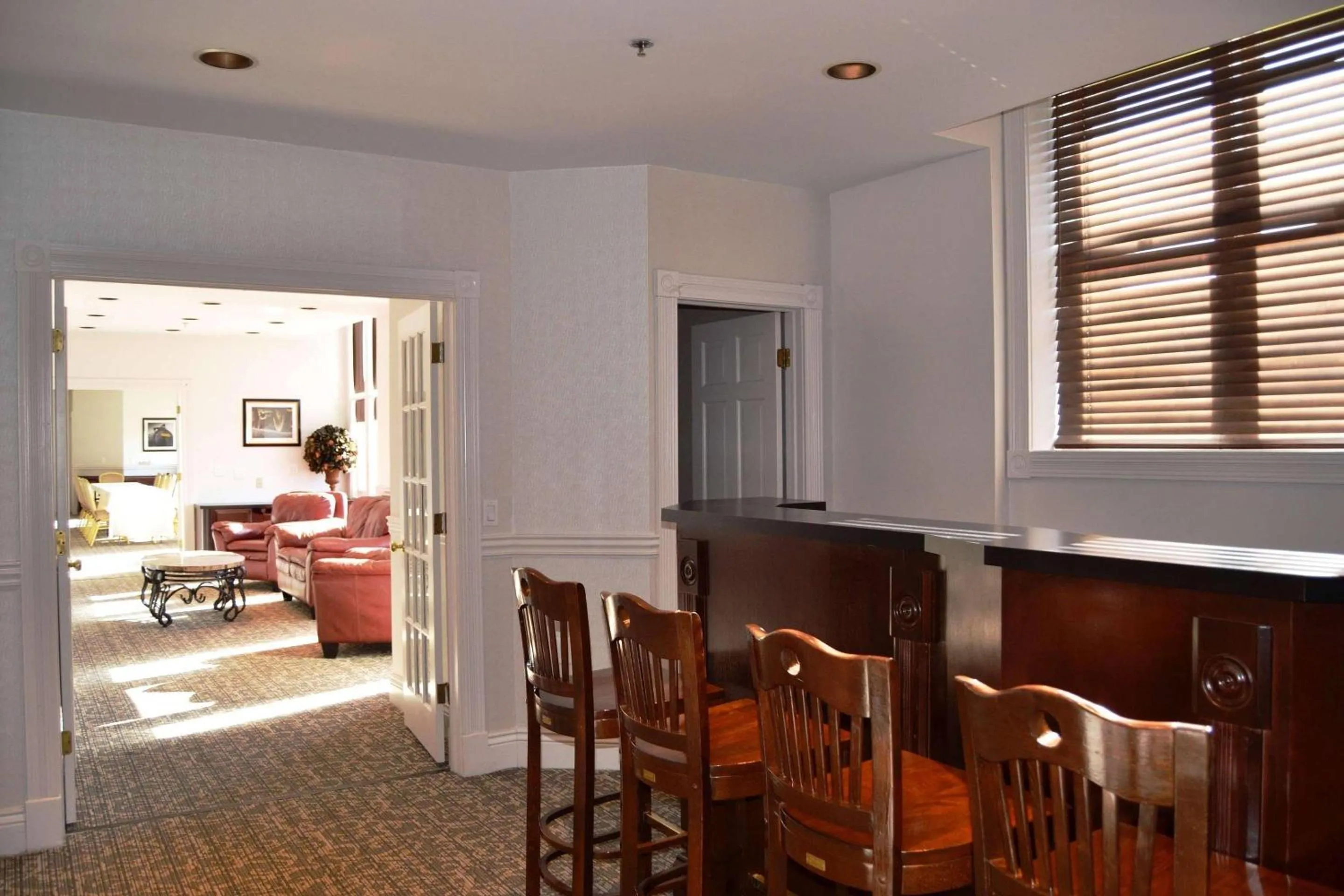 Bedroom in Radisson Lackawanna Station Hotel Scranton