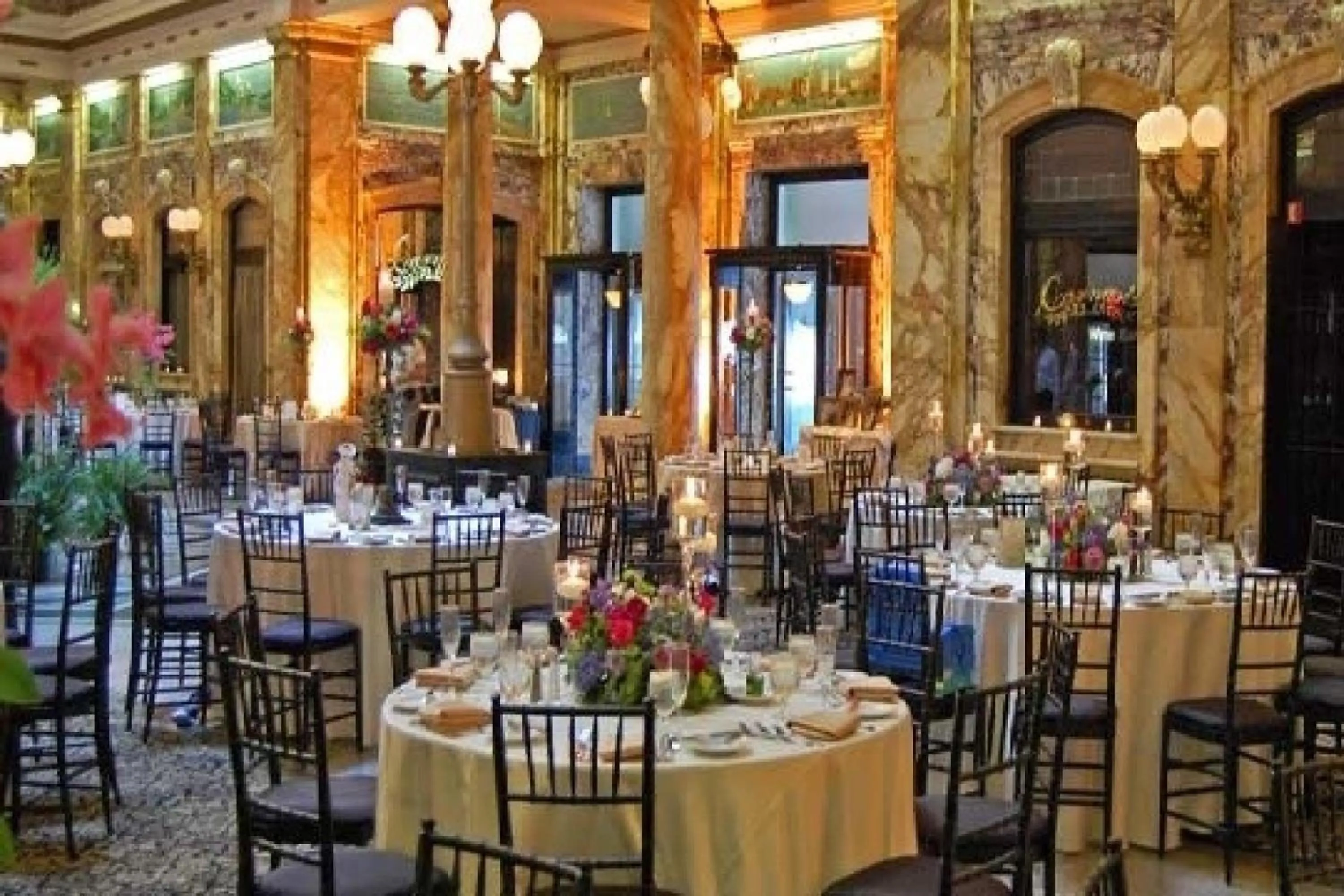 Restaurant/places to eat in Radisson Lackawanna Station Hotel Scranton