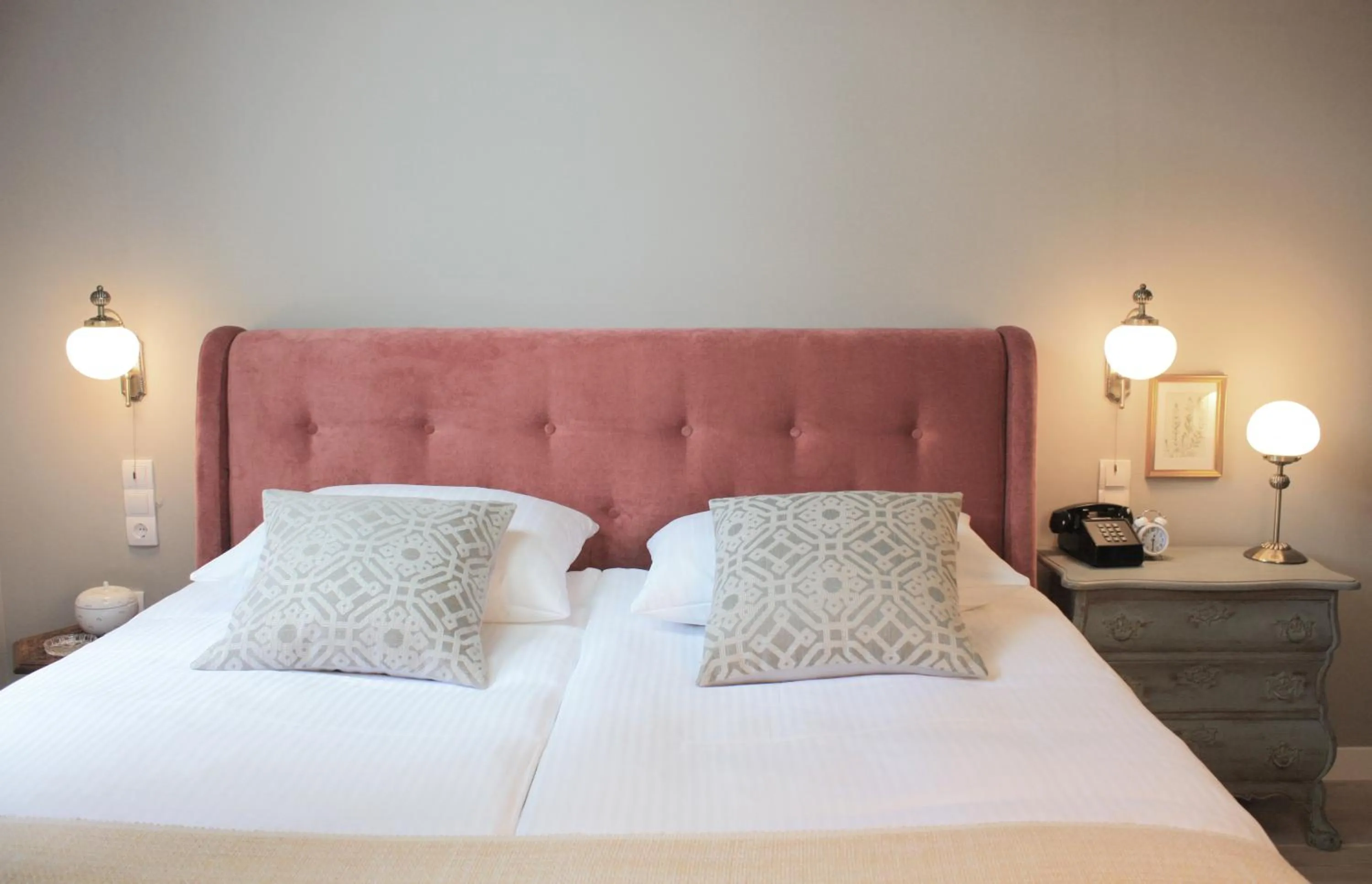 Decorative detail, Bed in Hotel Ovo malo duše