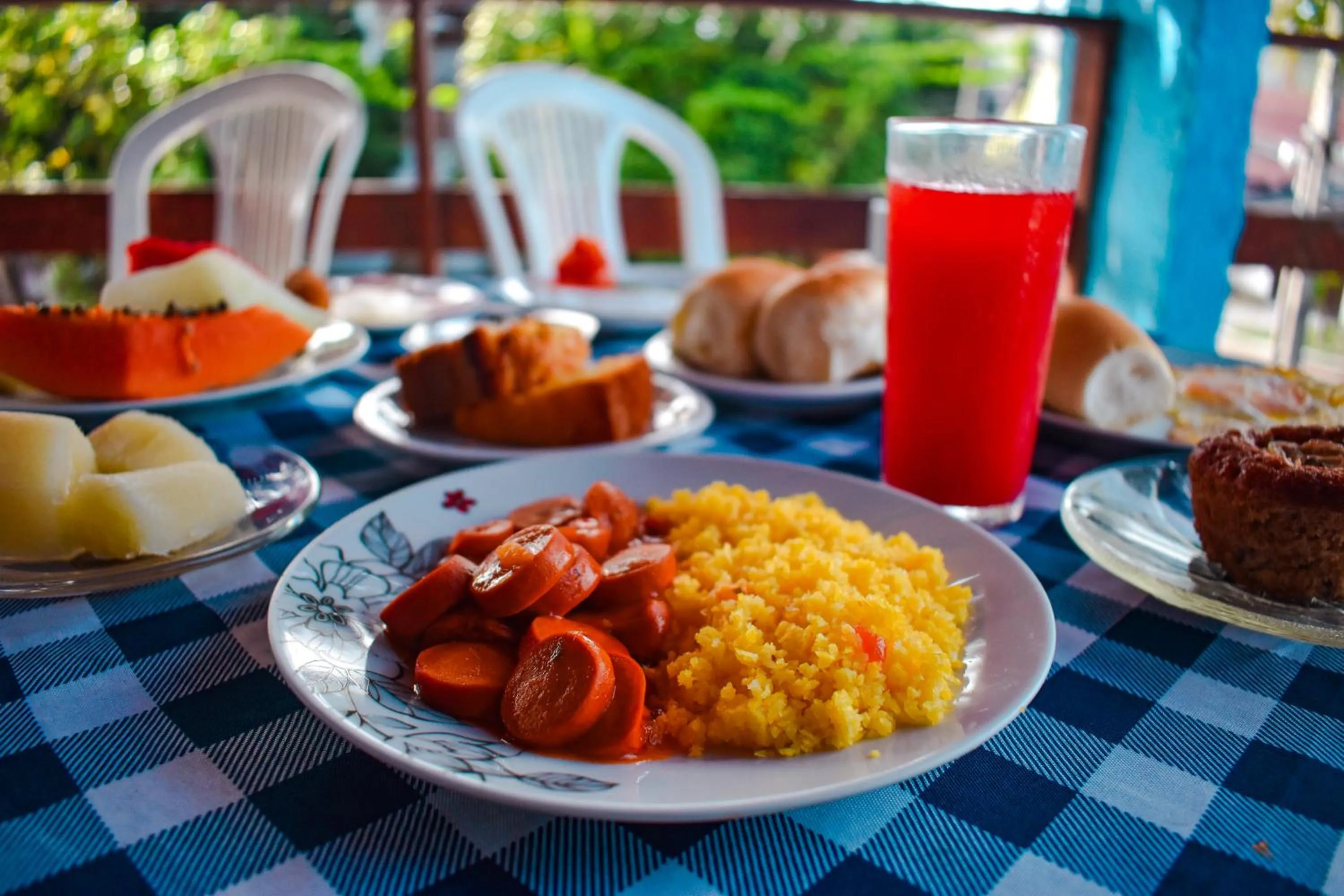 Breakfast in Pousada Casa Nui - Porto de Galinhas by Concavus