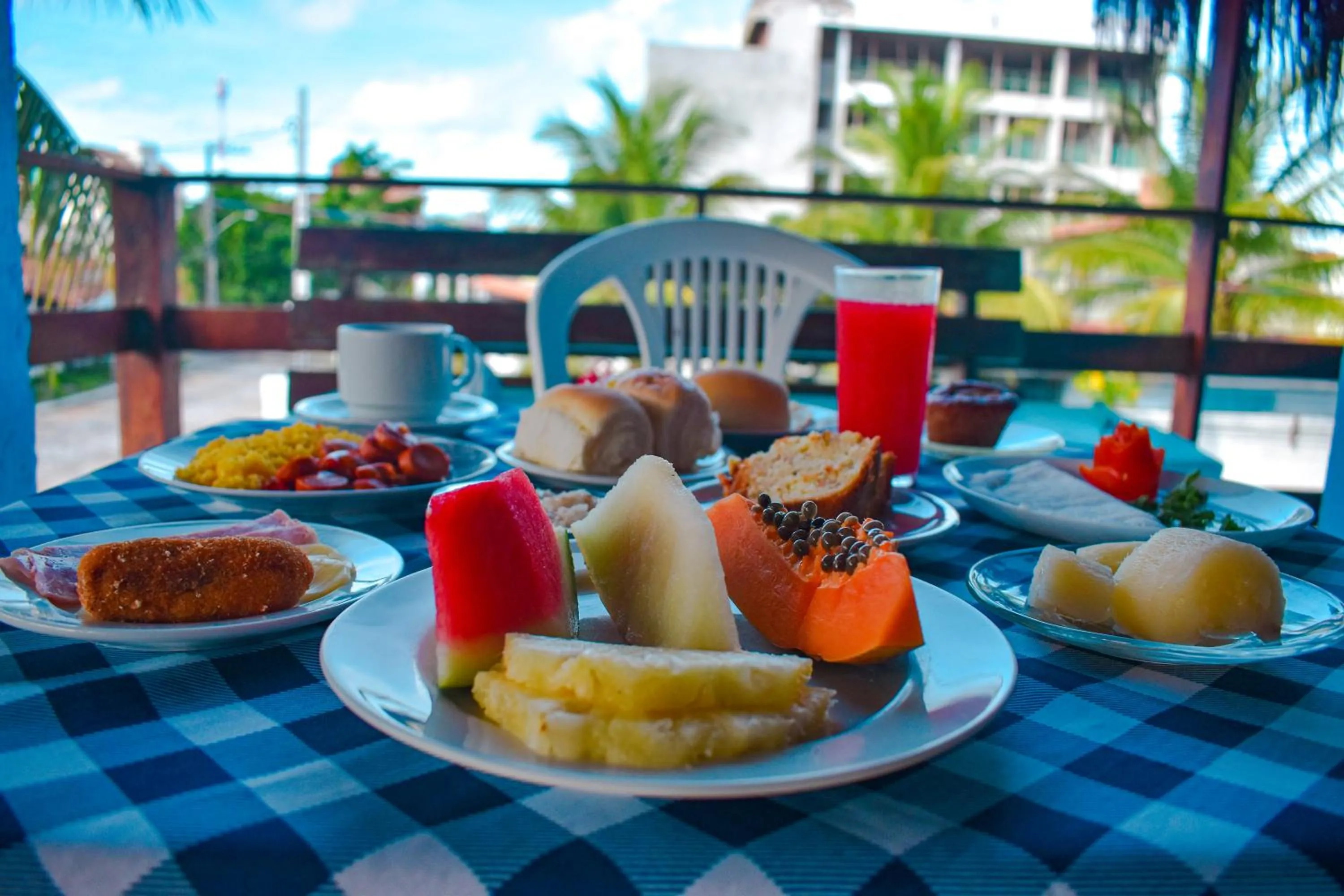 Breakfast in Pousada Casa Nui - Porto de Galinhas by Concavus