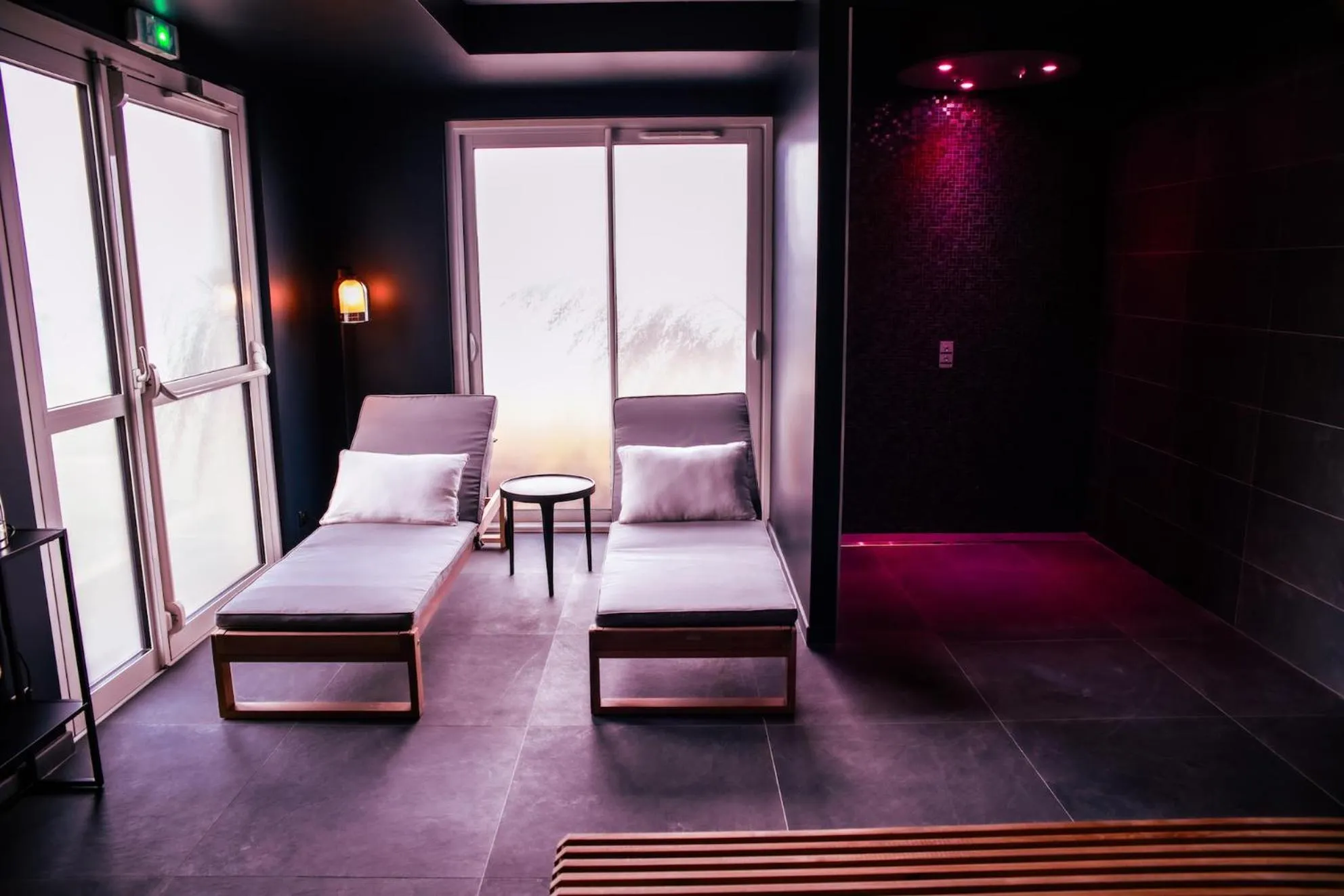 Spa and wellness centre/facilities in Brit Hotel Le Galion & Spa