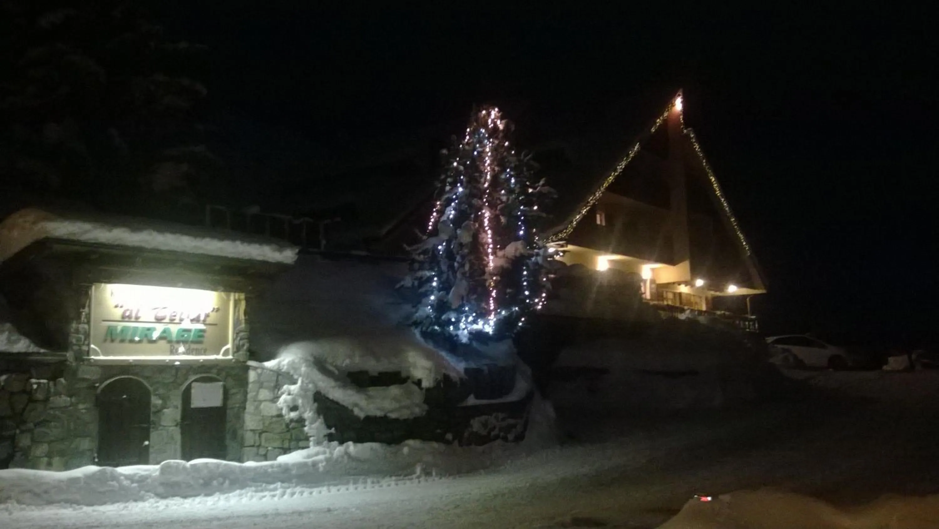 Facade/entrance in Residence Mirage