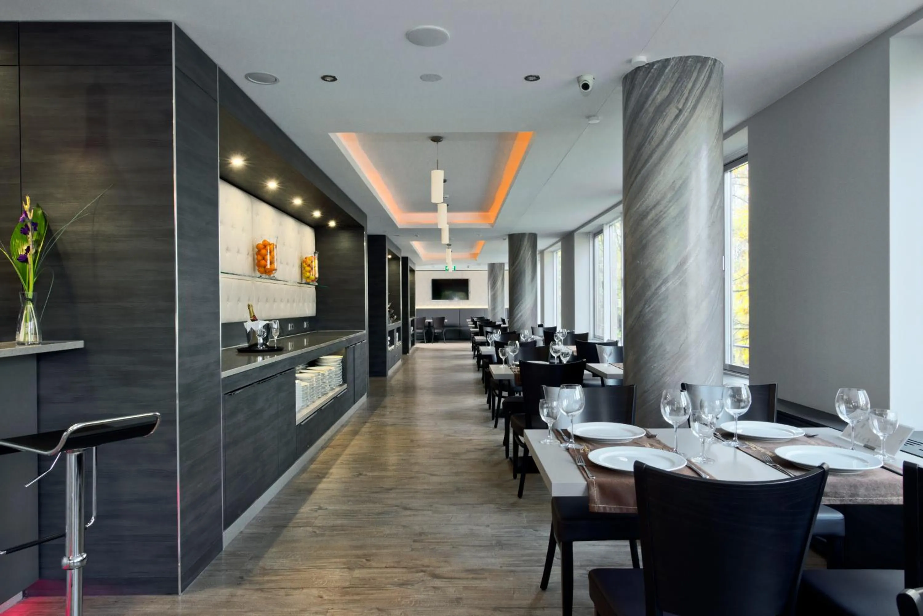 Restaurant/Places to Eat in Hotel Vier Jahreszeiten Berlin City