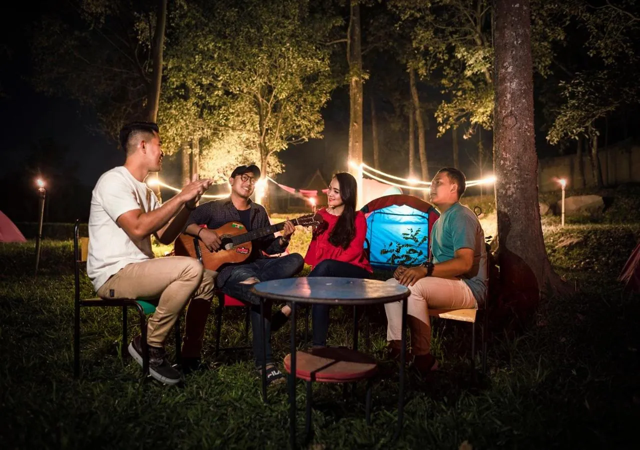 Entertainment in K Gallery Hotel