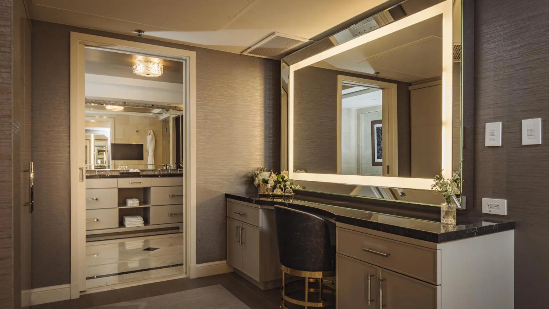 Bathroom in L'Ermitage Beverly Hills