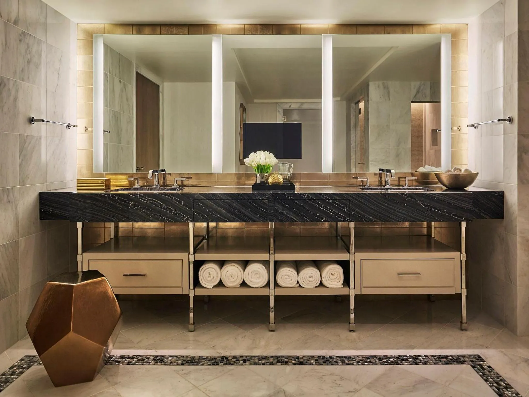 Bathroom in L'Ermitage Beverly Hills