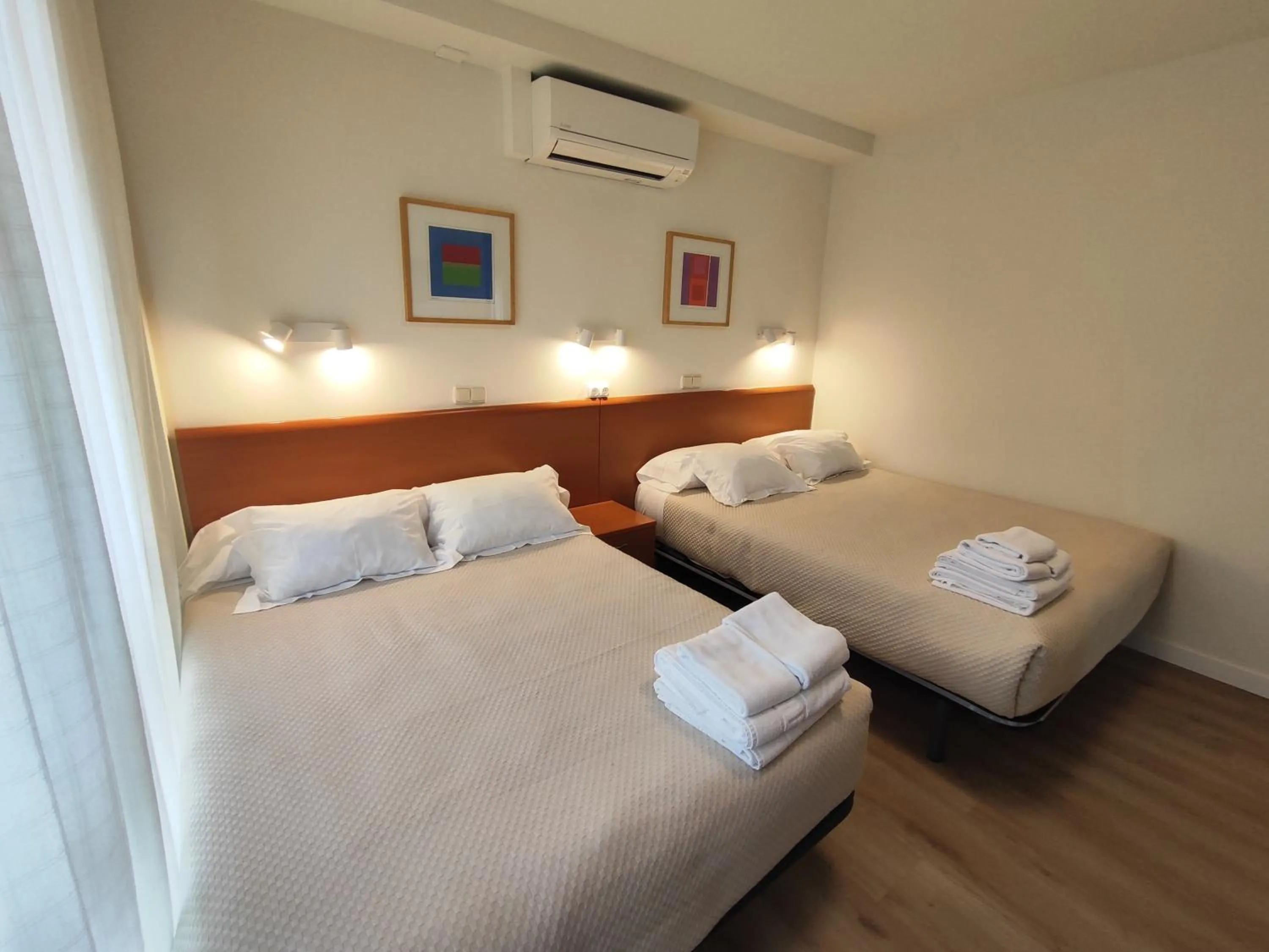 Photo of the whole room, Bed in Hotel Rural Tierras del Cid