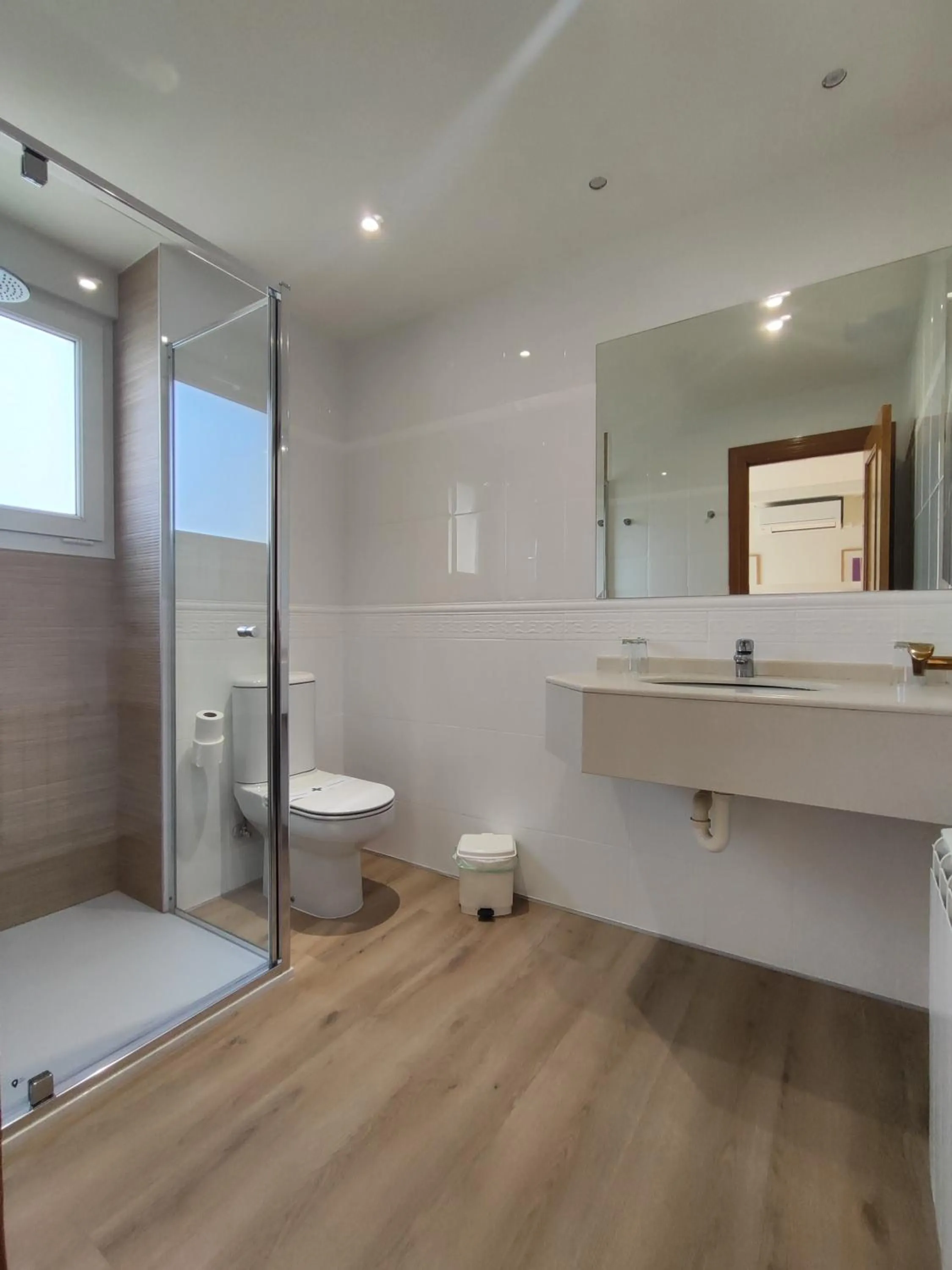 Shower in Hotel Rural Tierras del Cid