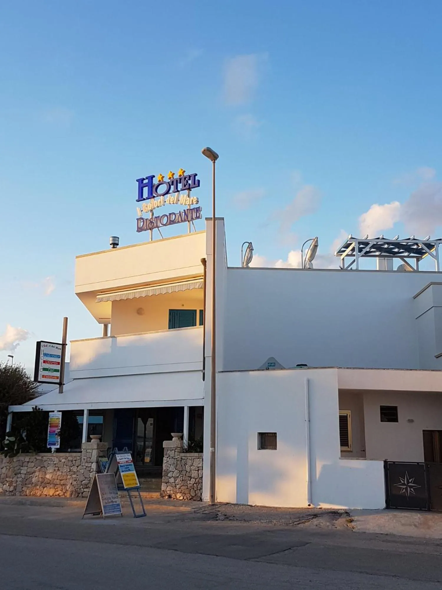 Property building in Hotel I Colori Del Mare