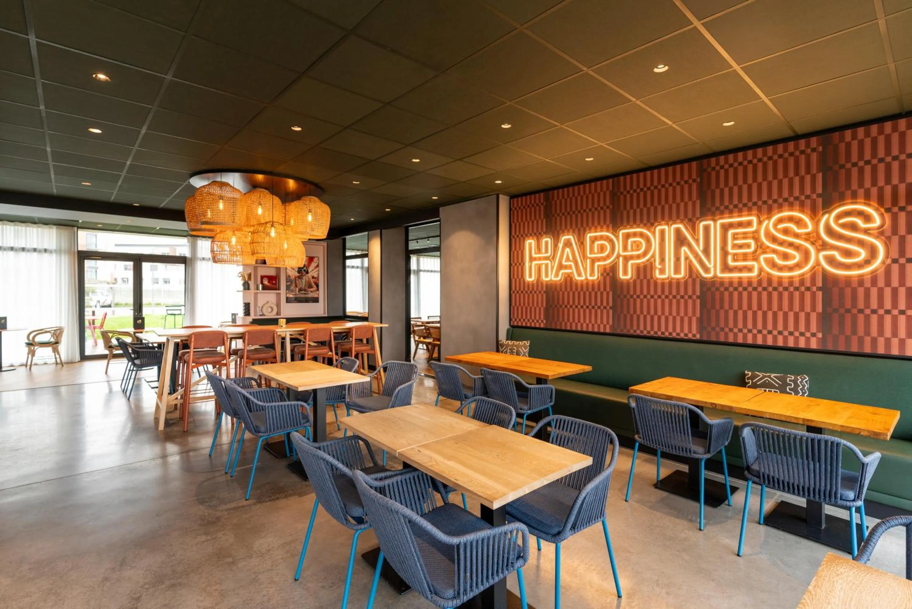 Lounge or bar in Ibis Styles Dijon Nord Valmy