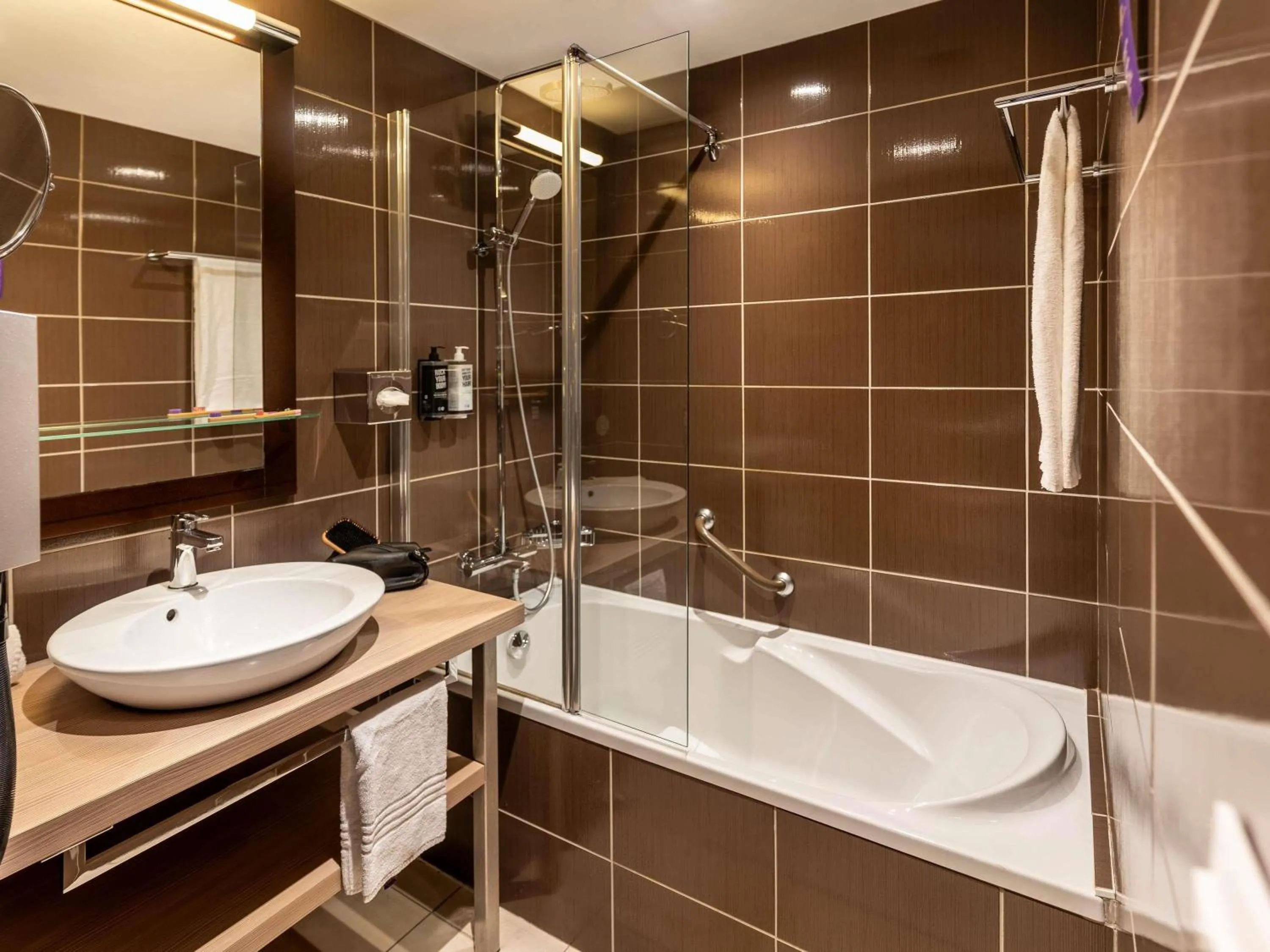 Bedroom in Ibis Styles Dijon Nord Valmy