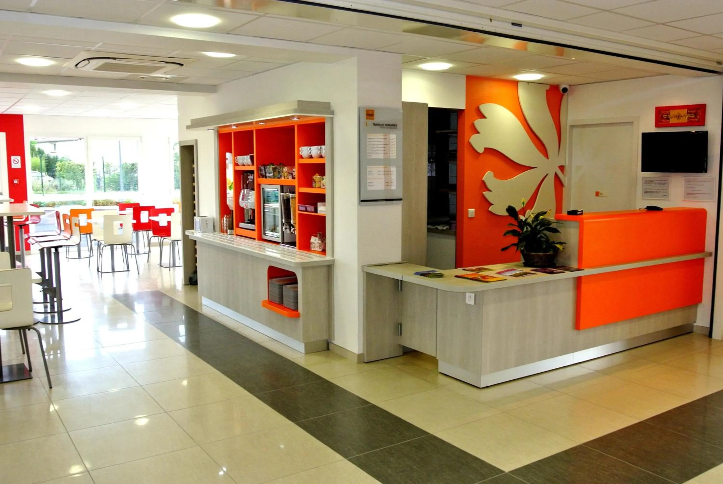 Lobby or reception in The Originals Access,Tendance Hôtel, Saint-Etienne